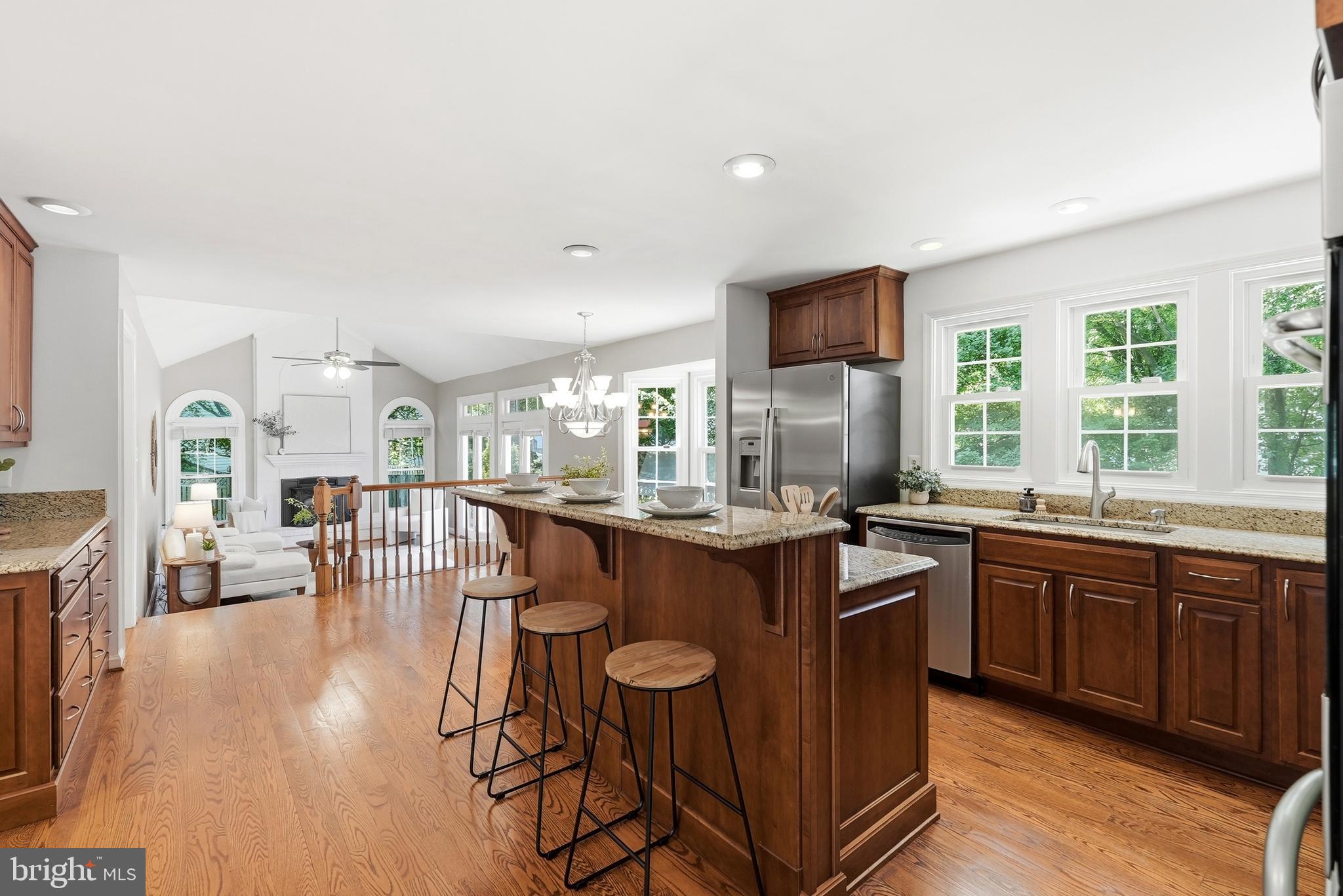 CROFTON CHASE - Residential