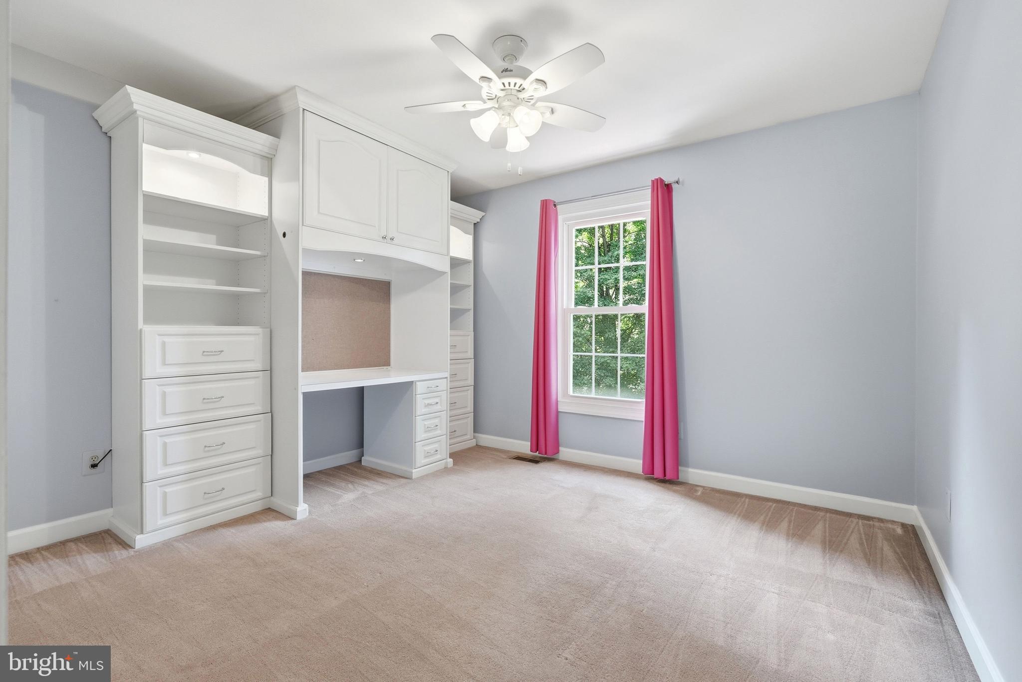 CROFTON CHASE - Residential