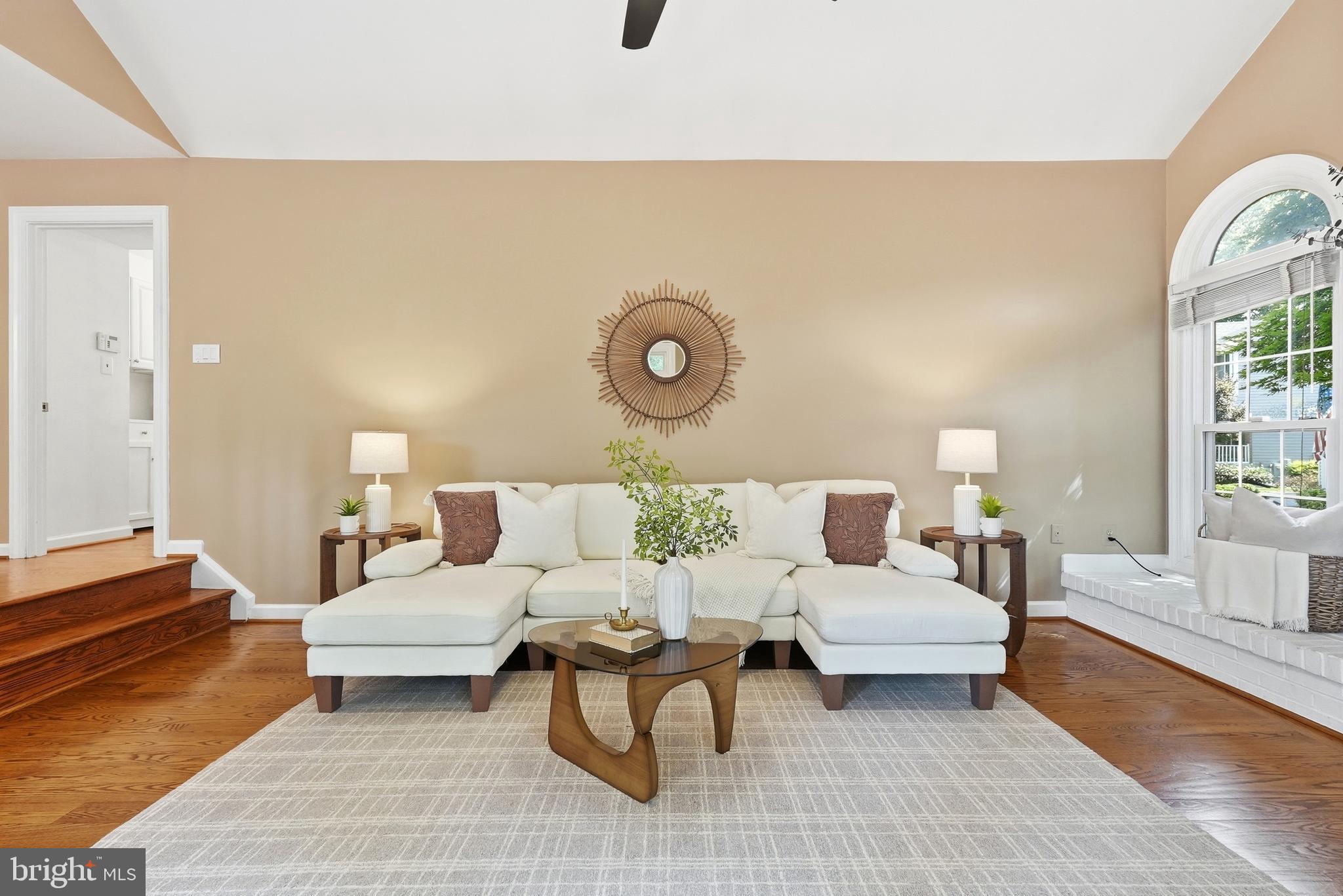 CROFTON CHASE - Residential