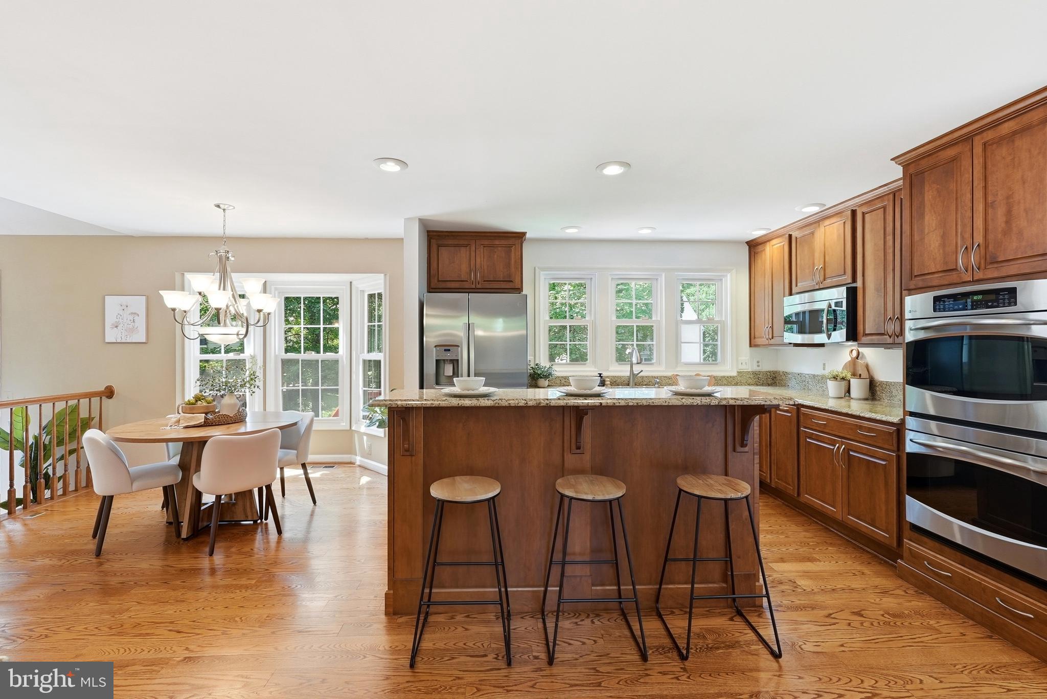CROFTON CHASE - Residential