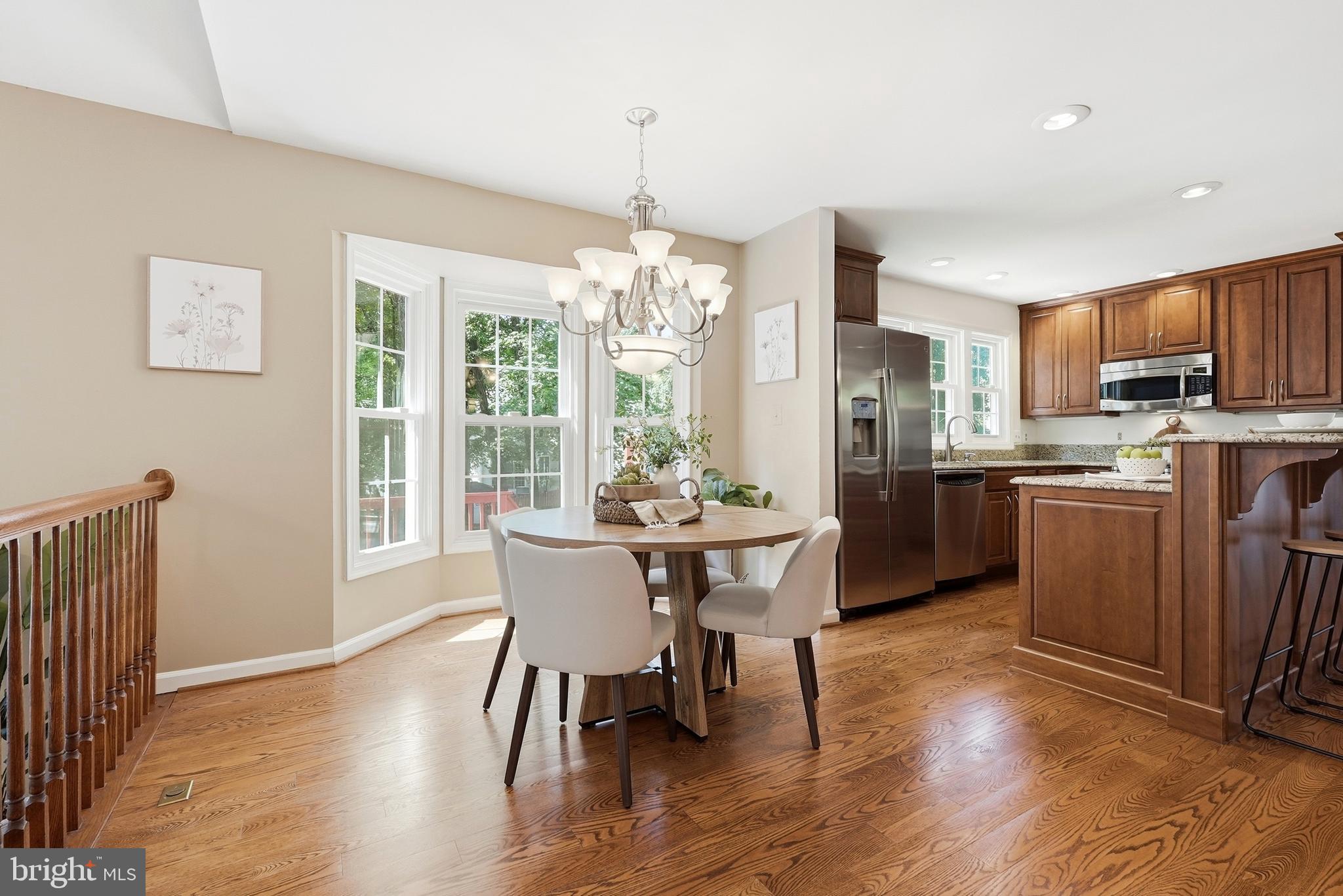 CROFTON CHASE - Residential
