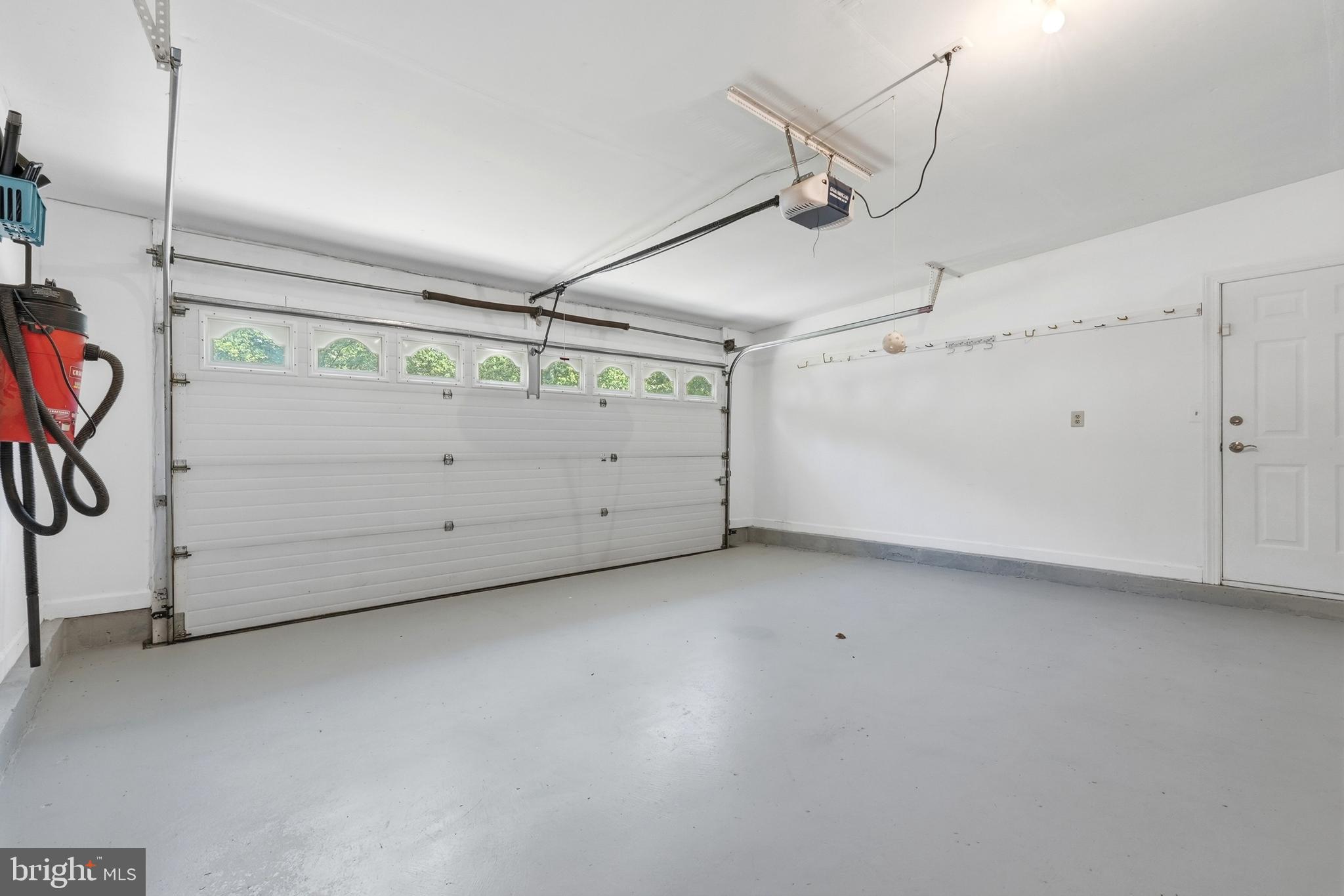 CROFTON CHASE - Residential