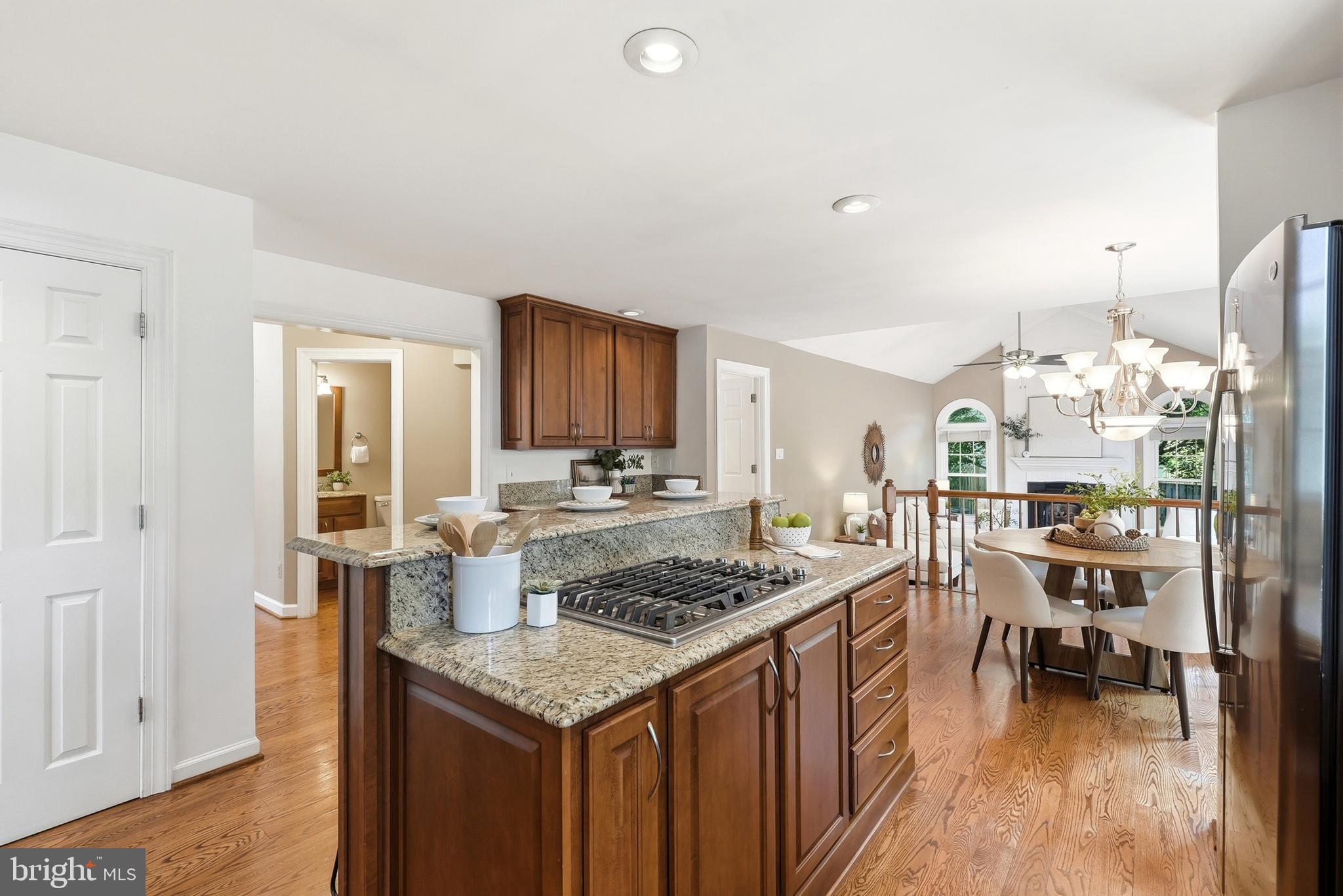 CROFTON CHASE - Residential
