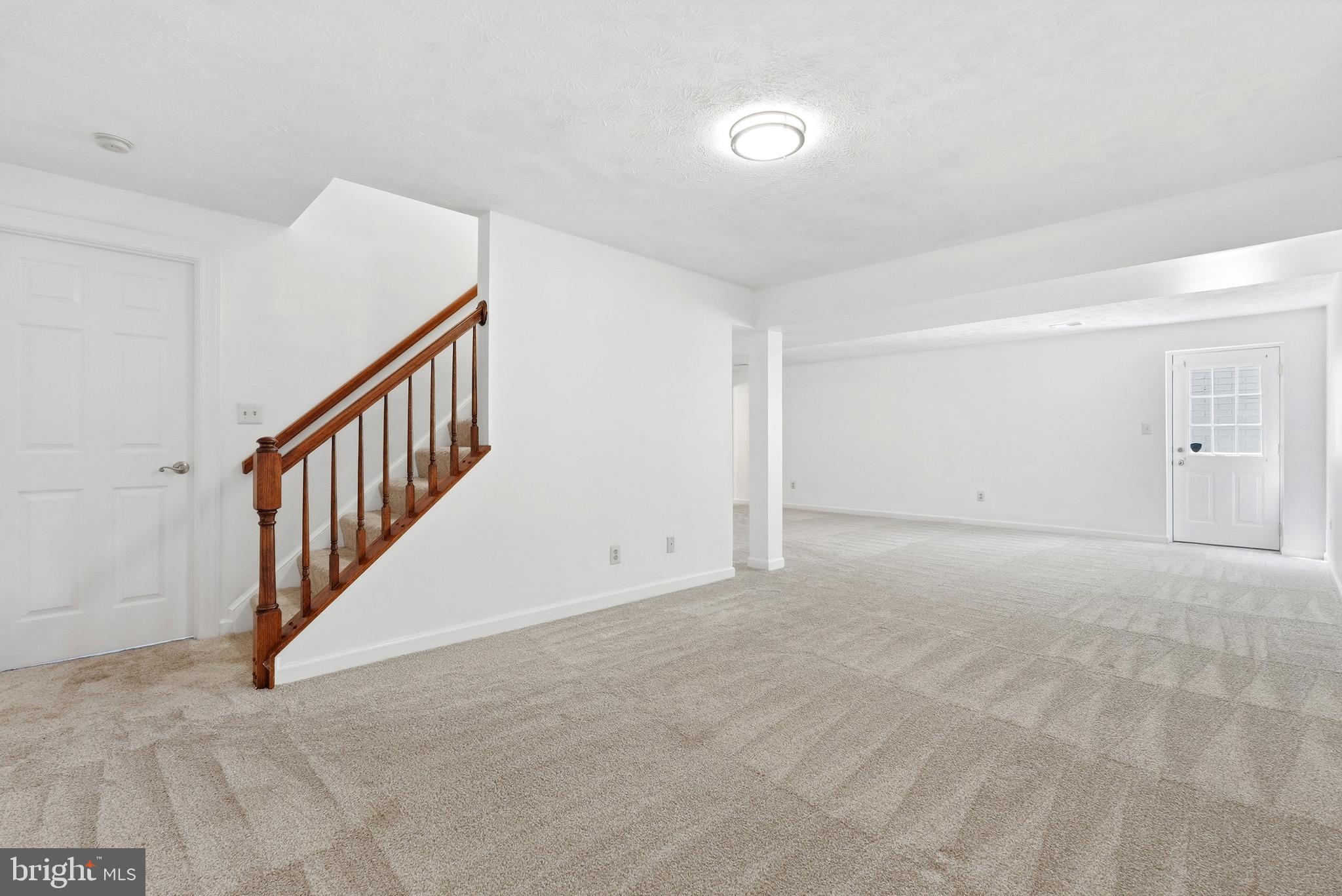 CROFTON CHASE - Residential