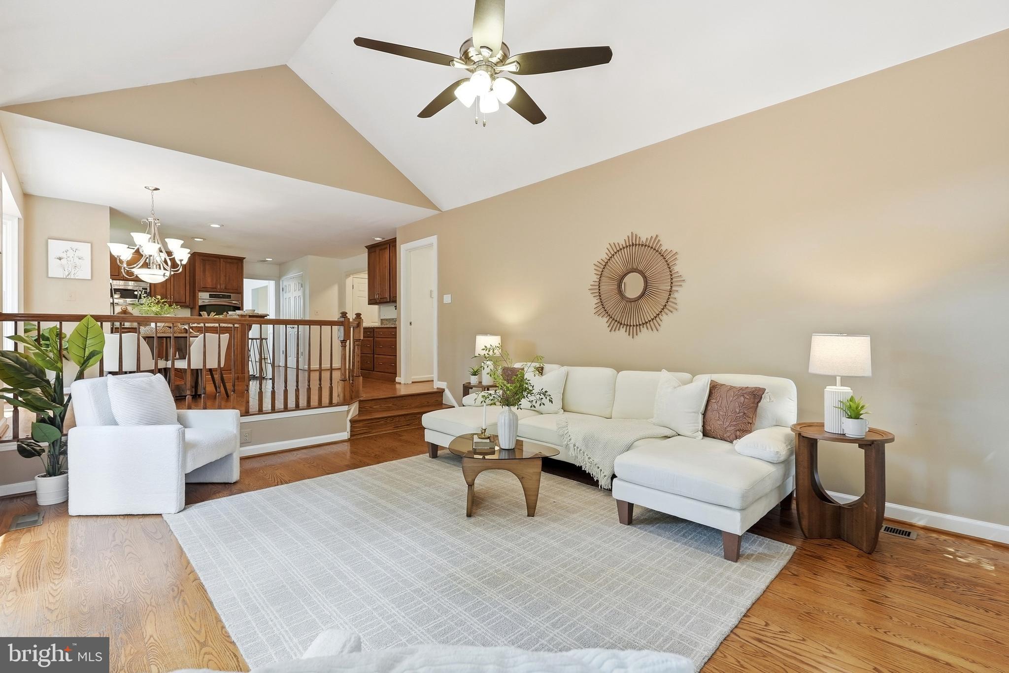 CROFTON CHASE - Residential