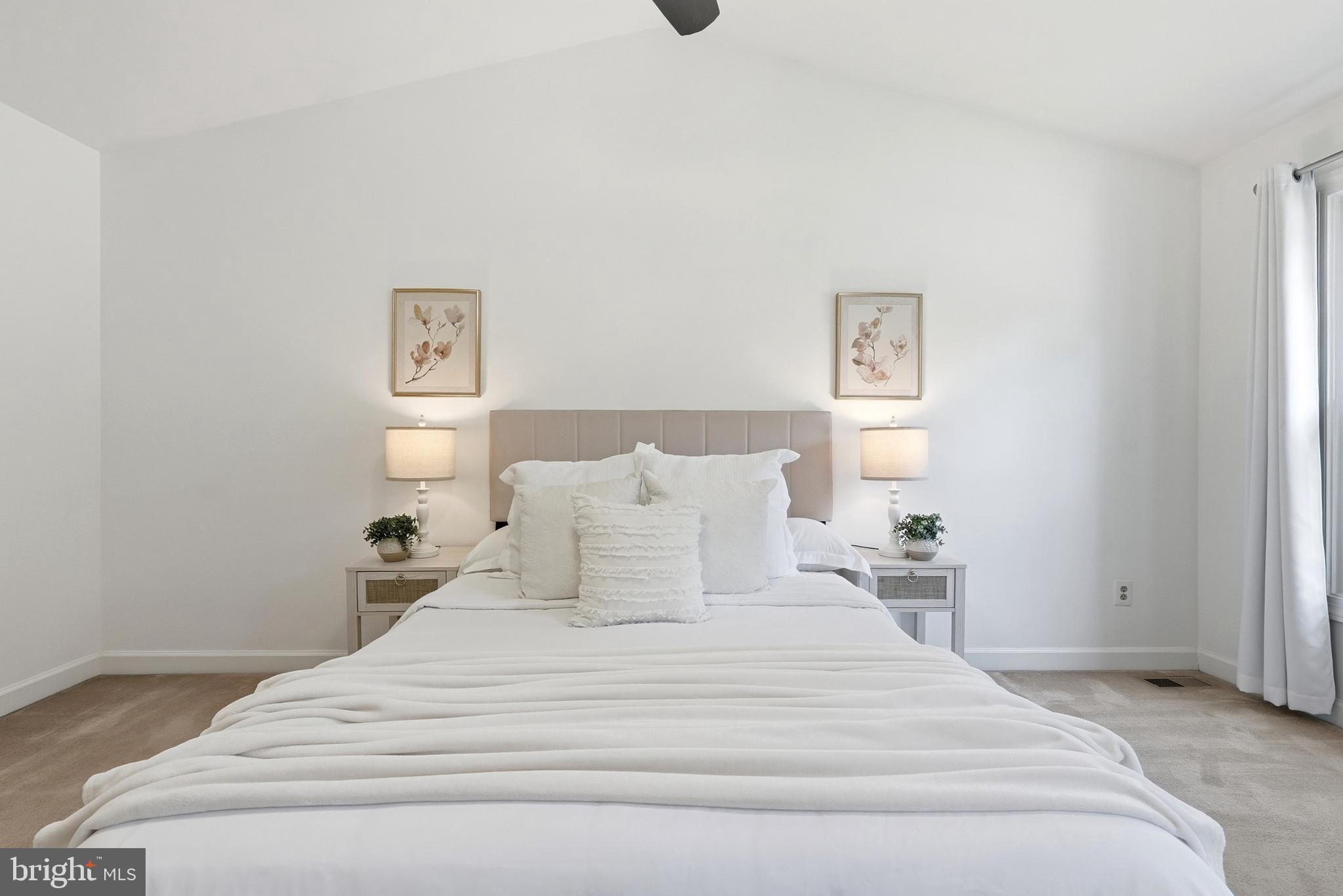CROFTON CHASE - Residential