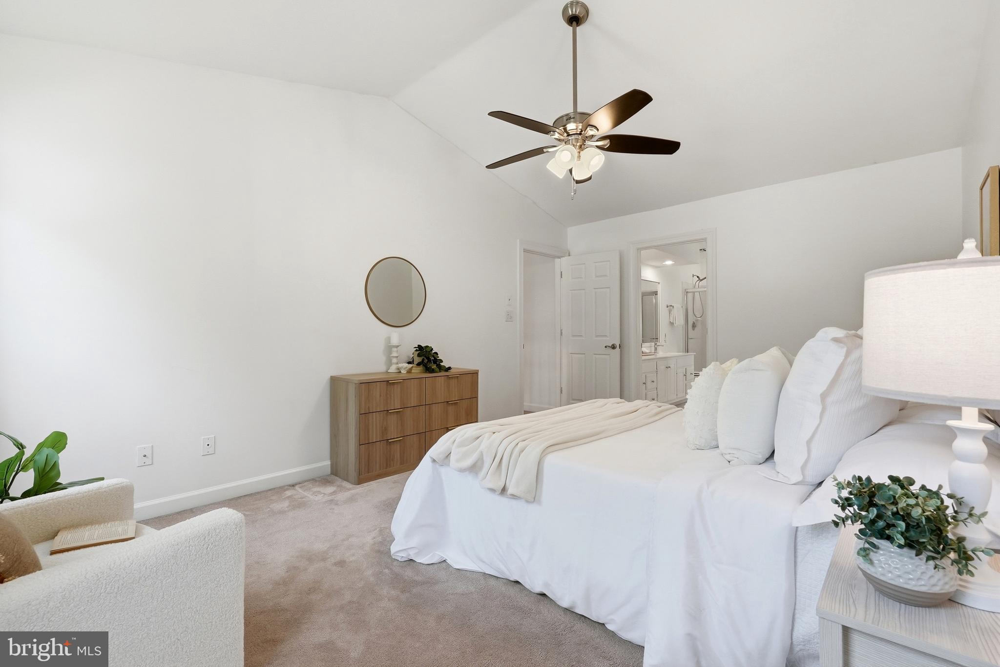 CROFTON CHASE - Residential