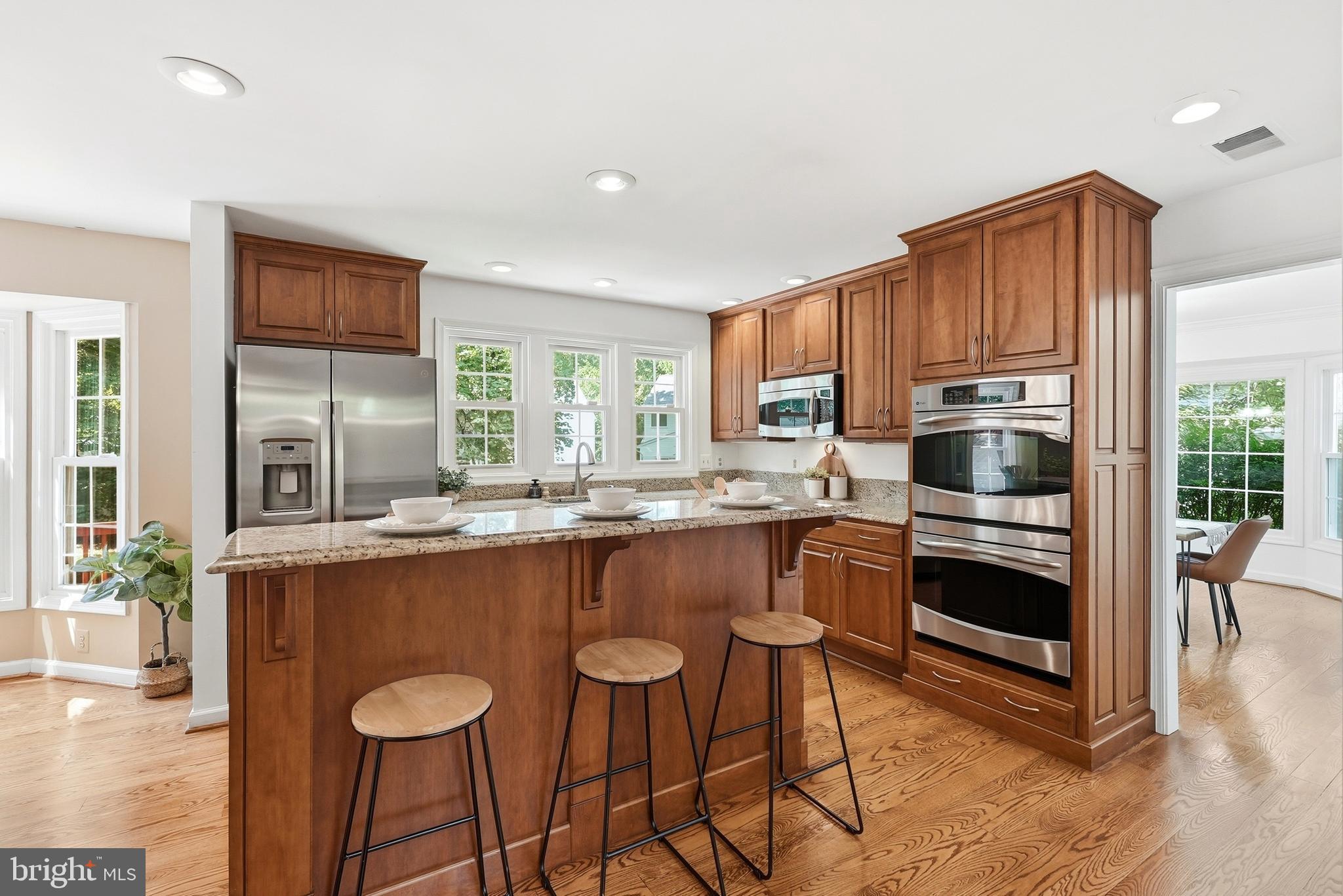 CROFTON CHASE - Residential