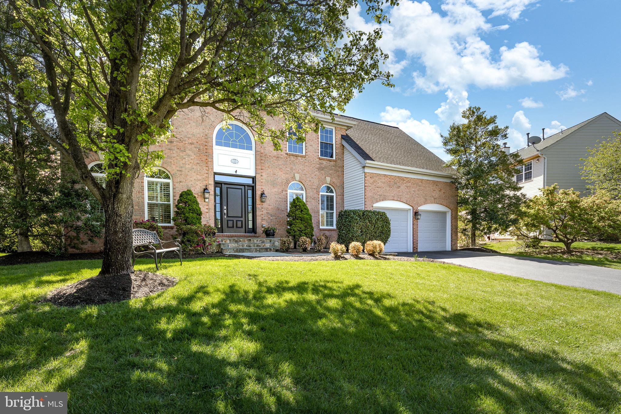 ASHBURN VILLAGE - Residential