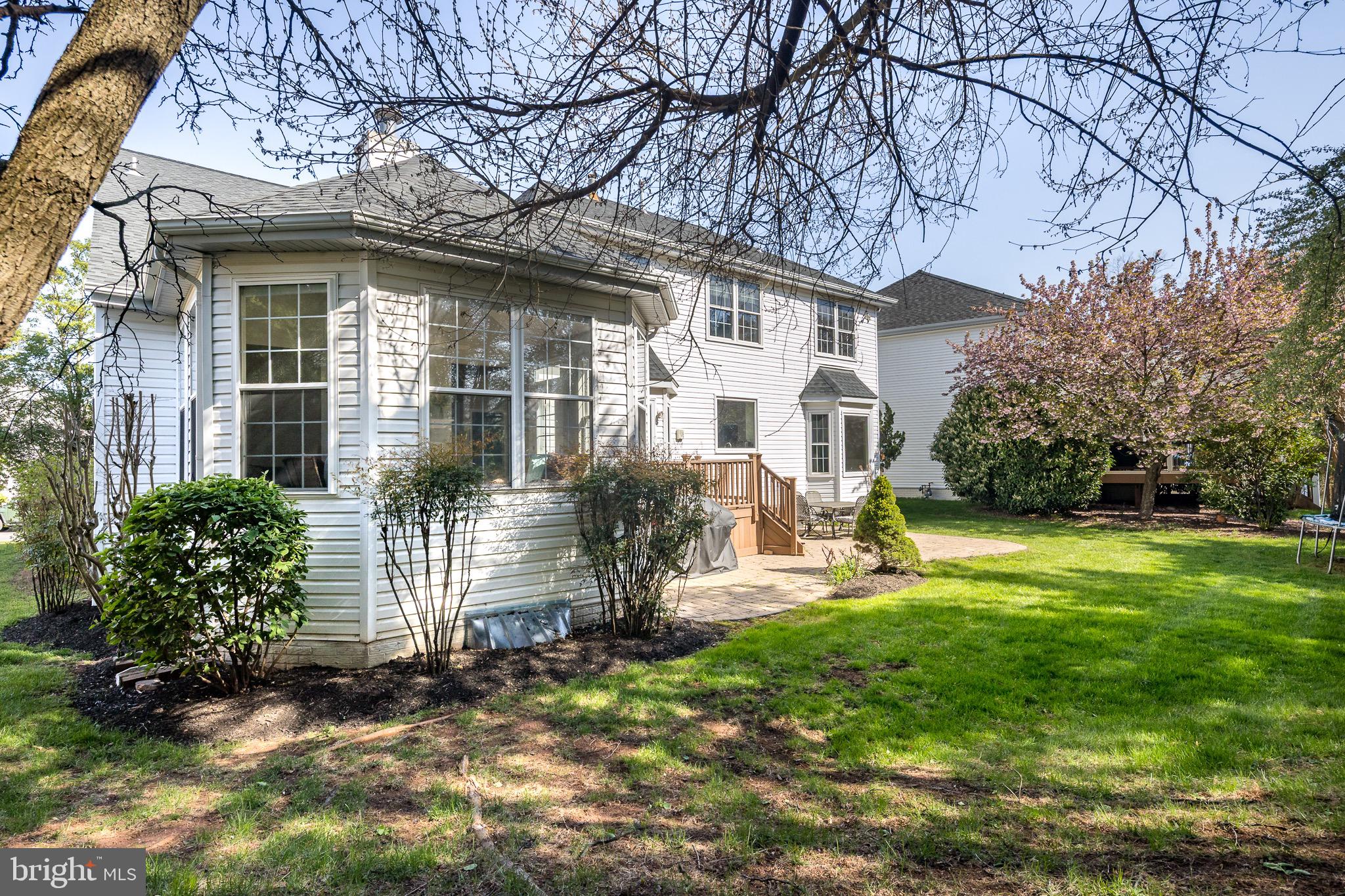 ASHBURN VILLAGE - Residential