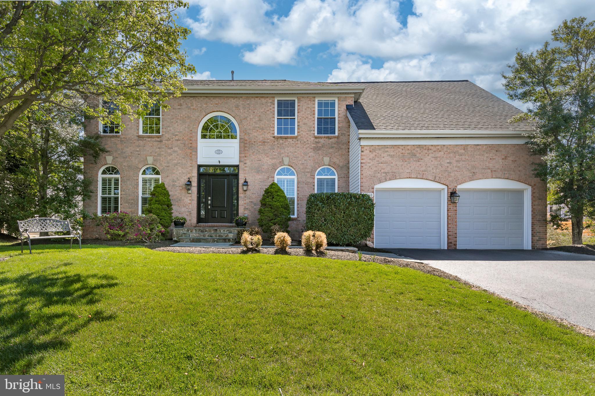 ASHBURN VILLAGE - Residential