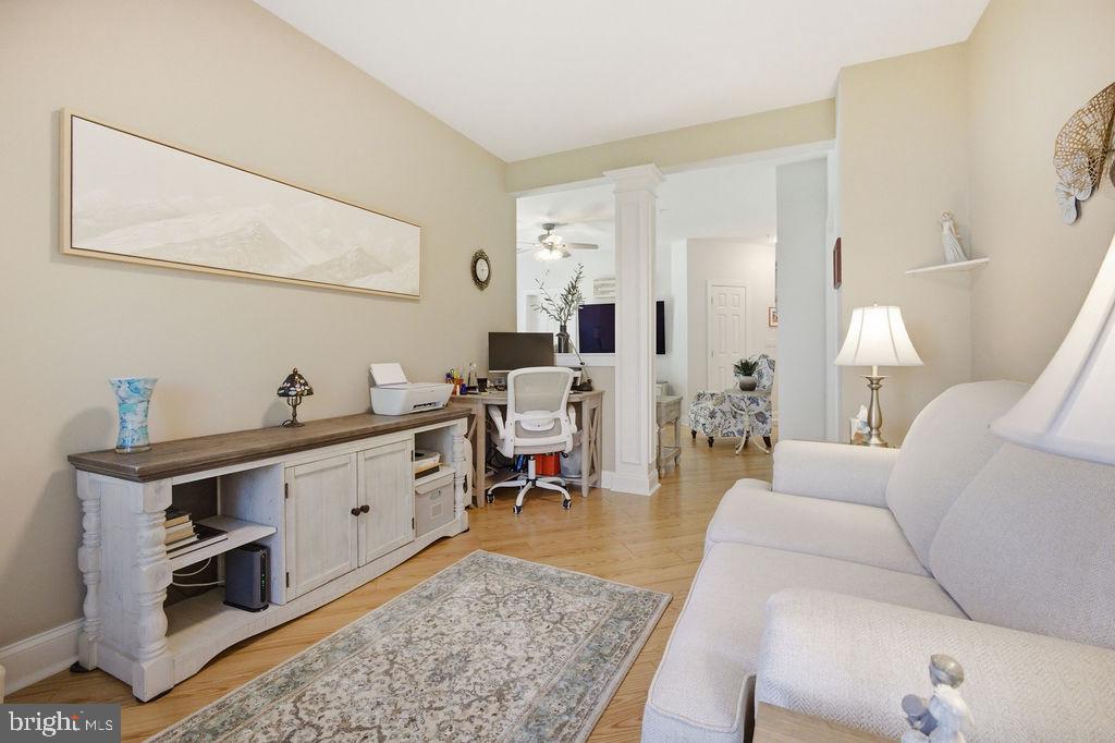 CREEKSIDE VILLAGE - Residential
