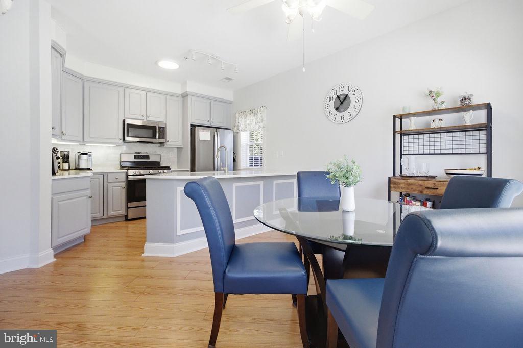 CREEKSIDE VILLAGE - Residential