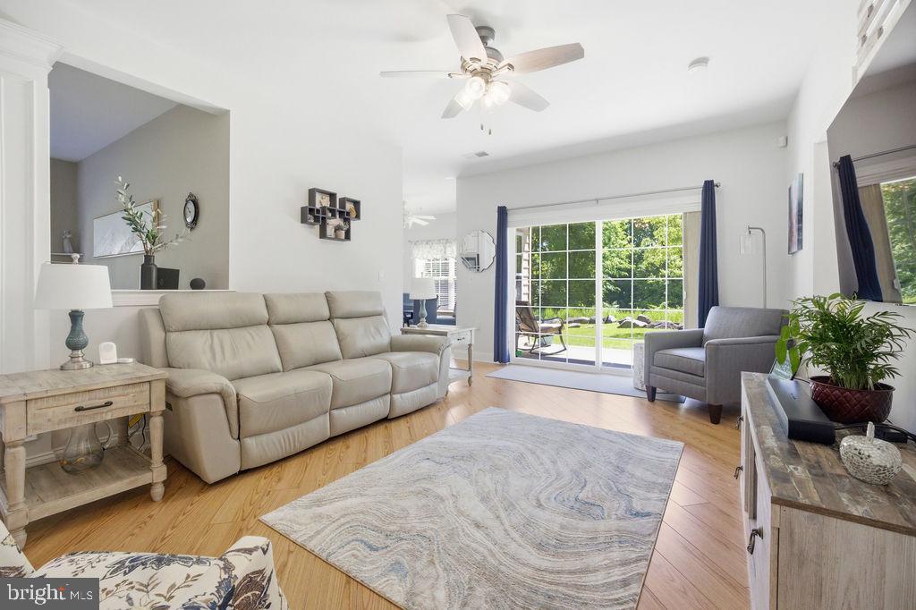 CREEKSIDE VILLAGE - Residential