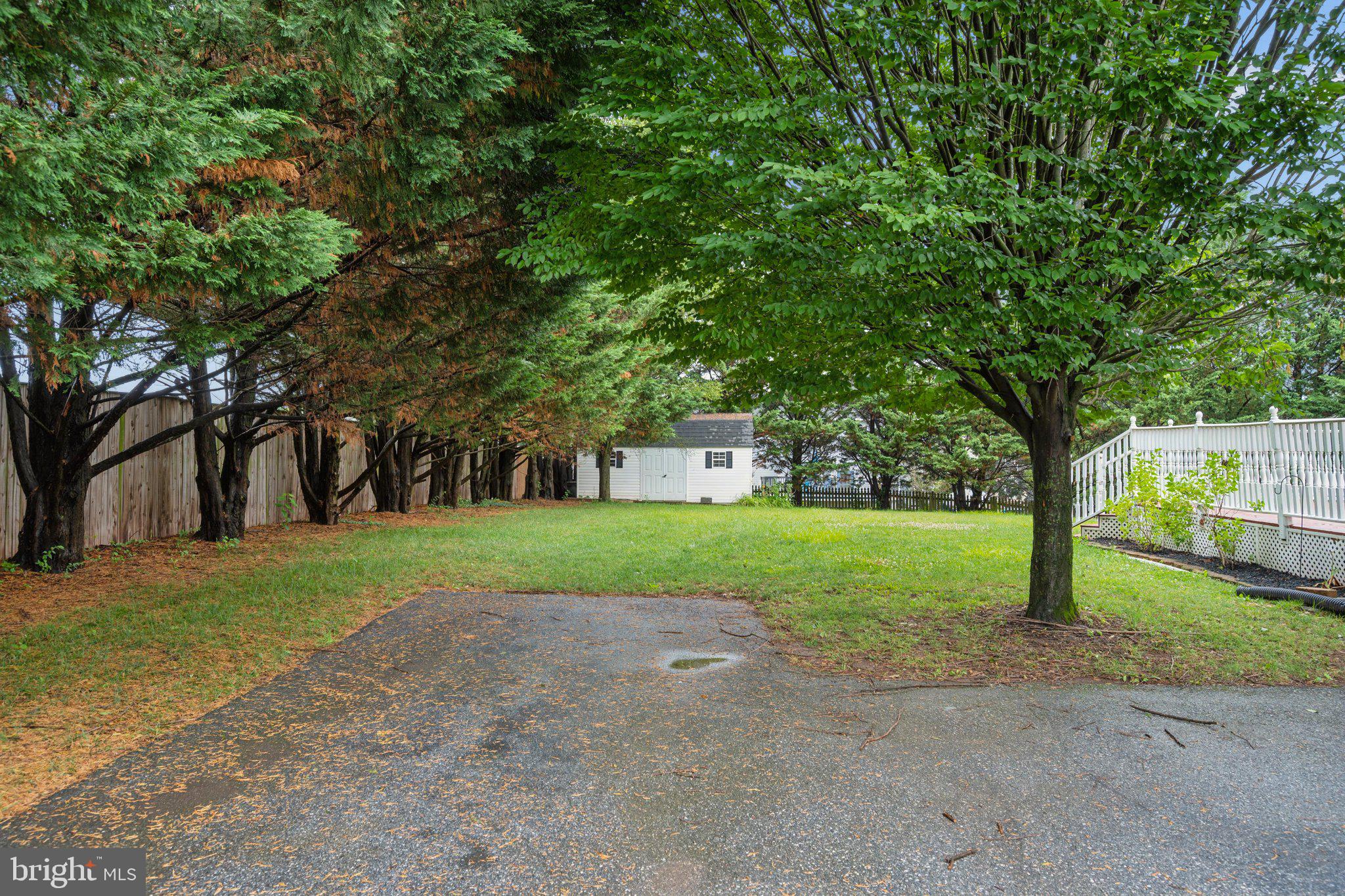 MEADOWBROOK - Residential