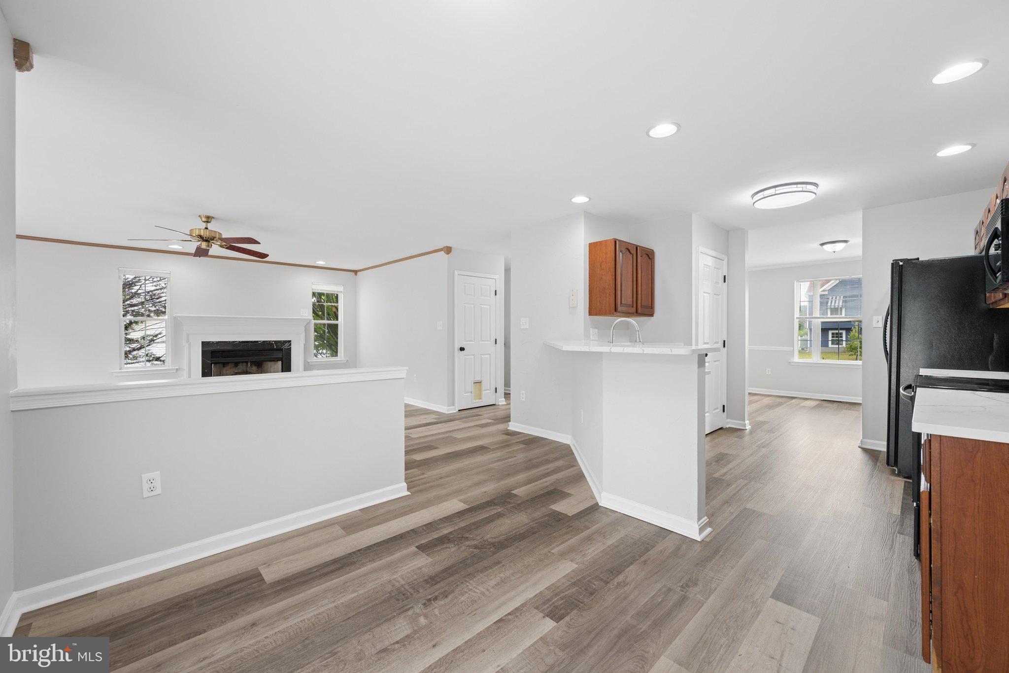 MEADOWBROOK - Residential