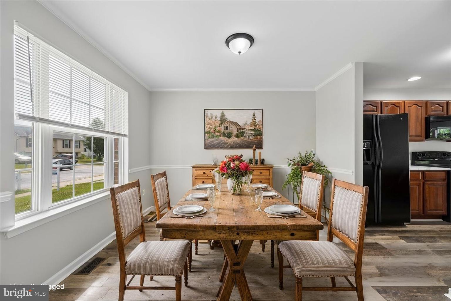 MEADOWBROOK - Residential