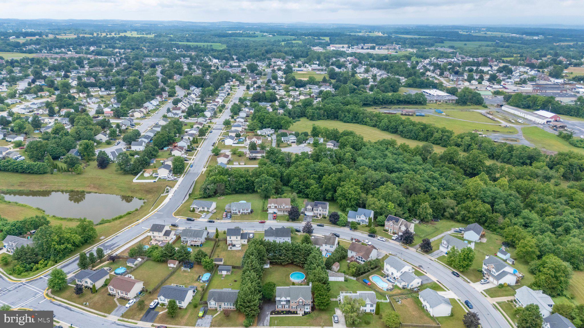 MEADOWBROOK - Residential