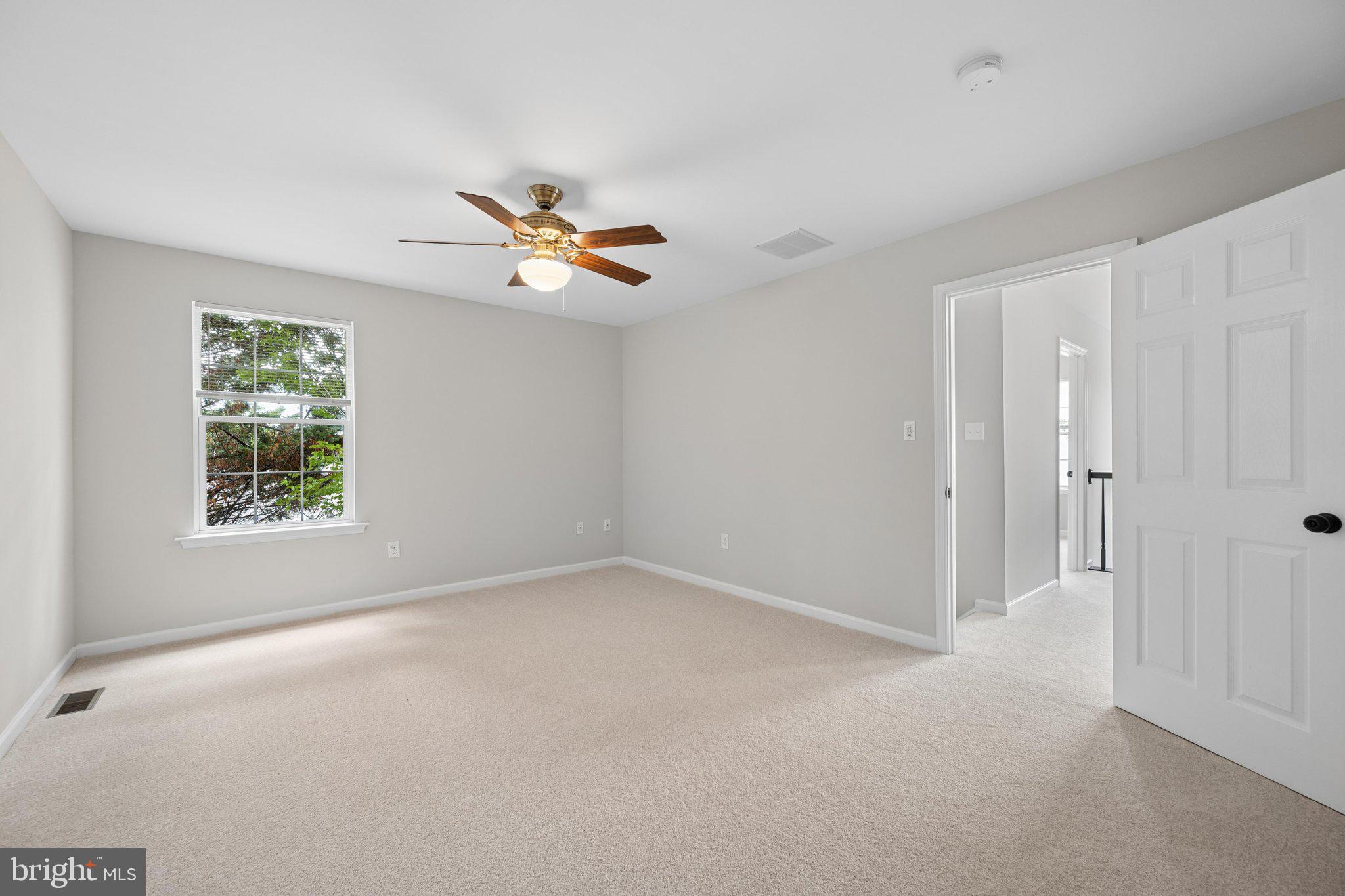 MEADOWBROOK - Residential