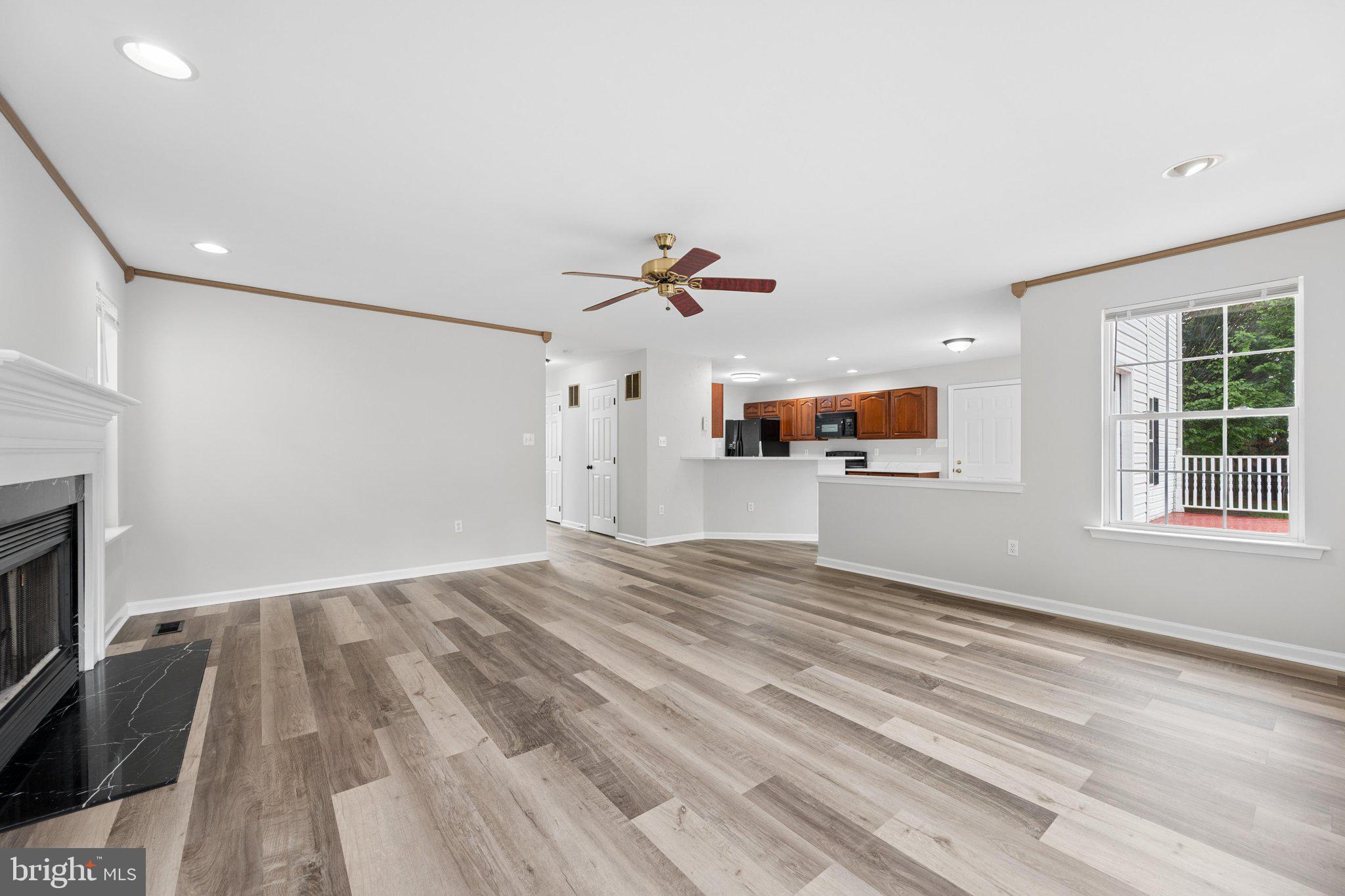 MEADOWBROOK - Residential