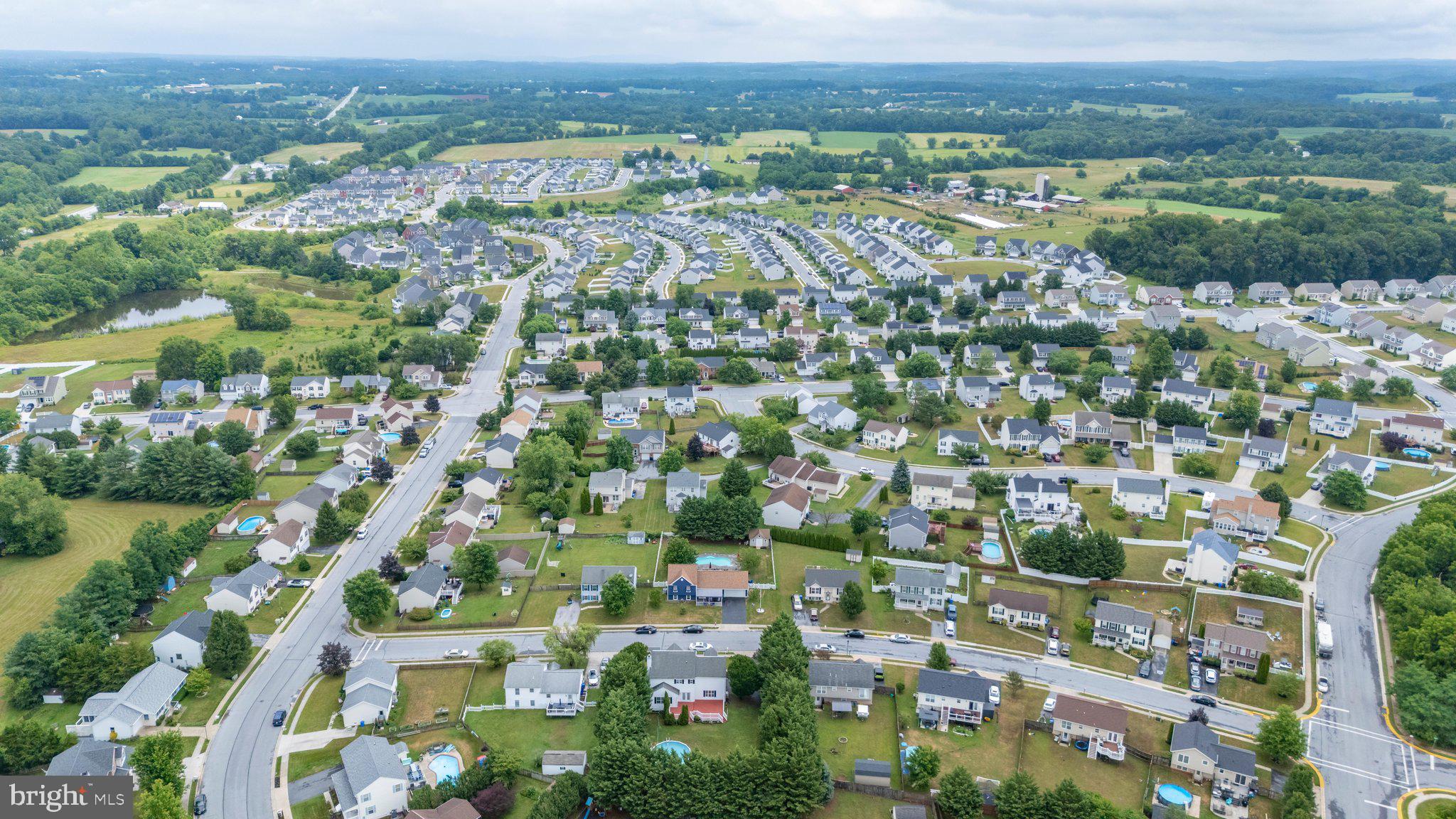 MEADOWBROOK - Residential