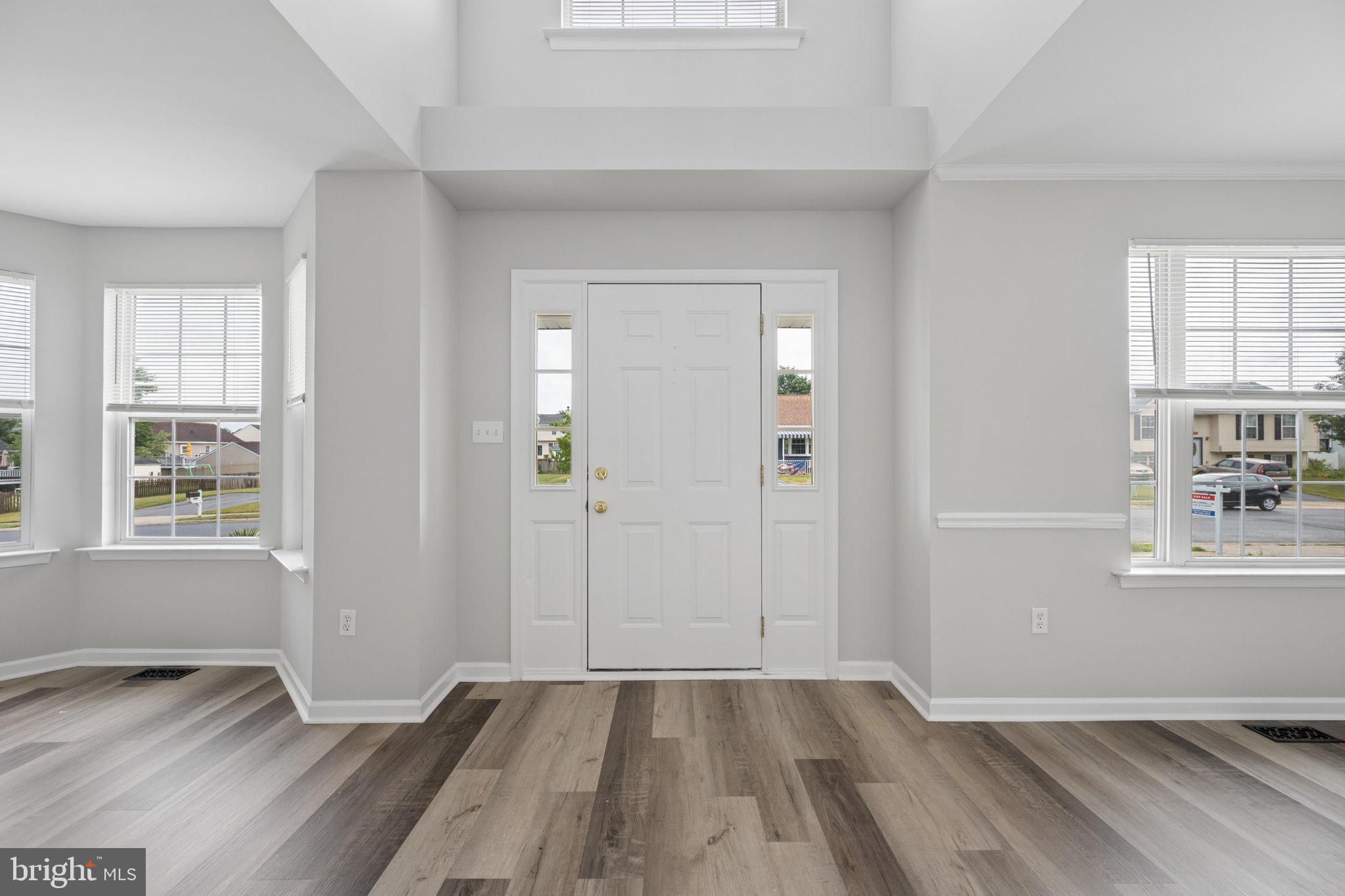 MEADOWBROOK - Residential