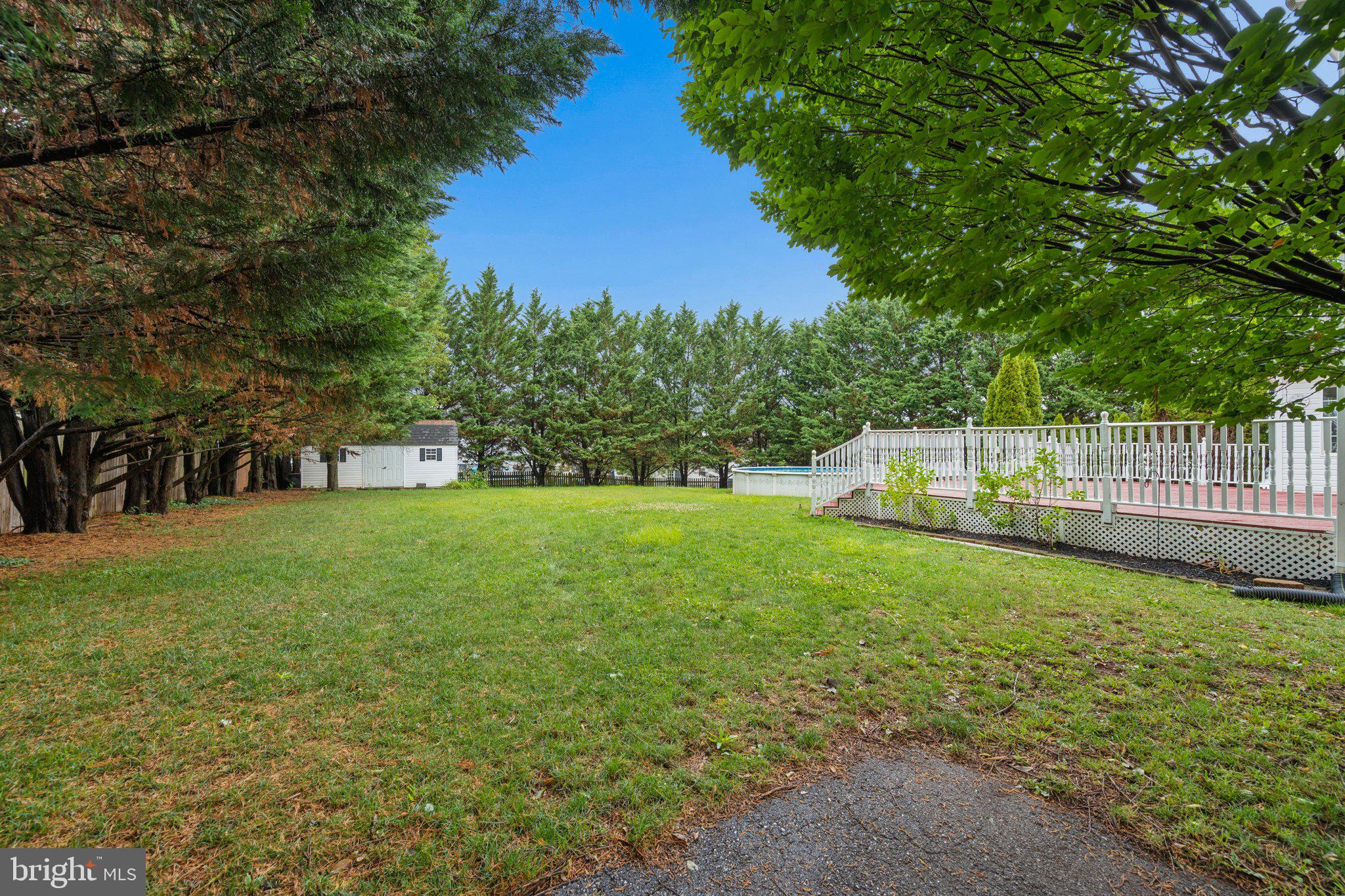 MEADOWBROOK - Residential