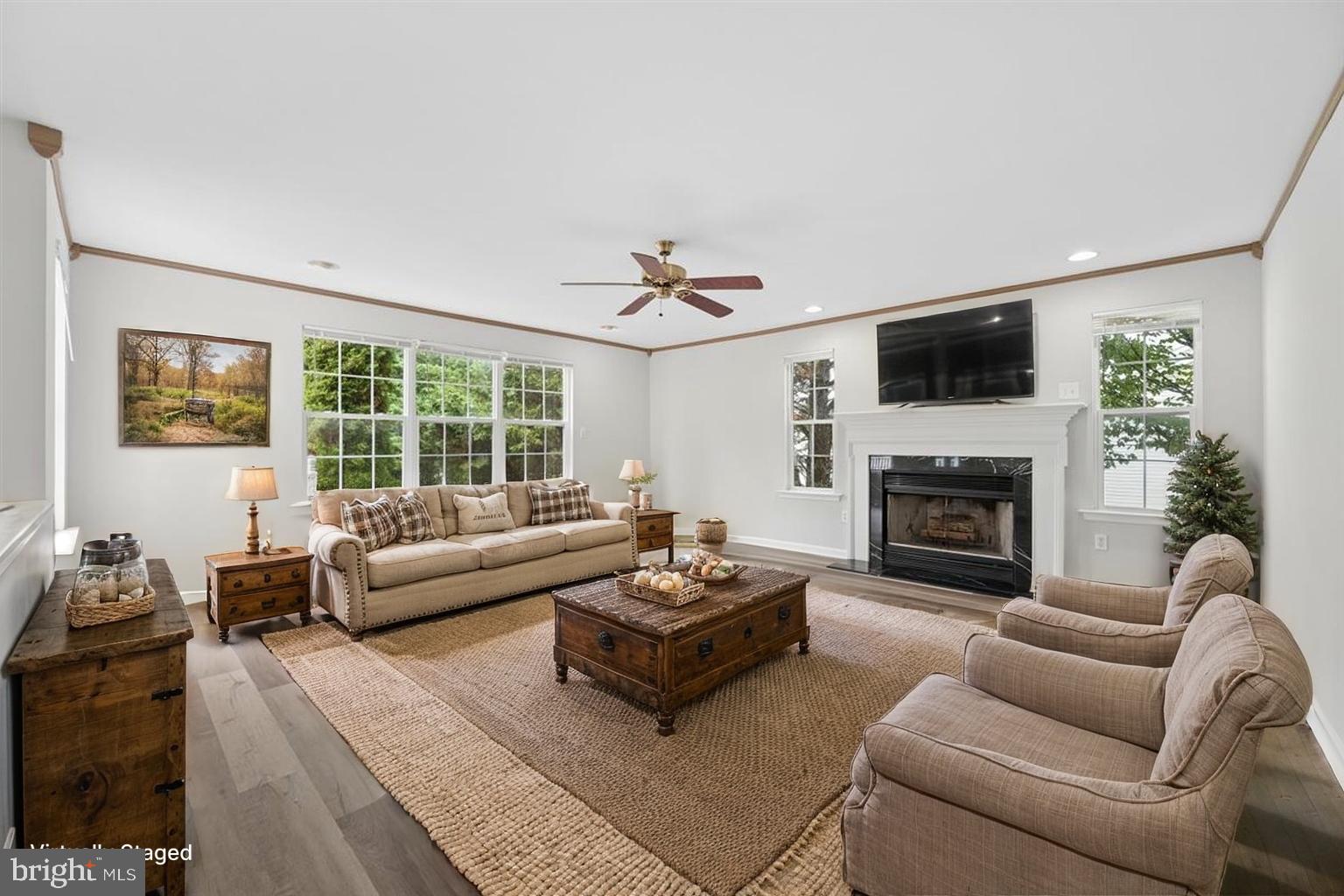 MEADOWBROOK - Residential