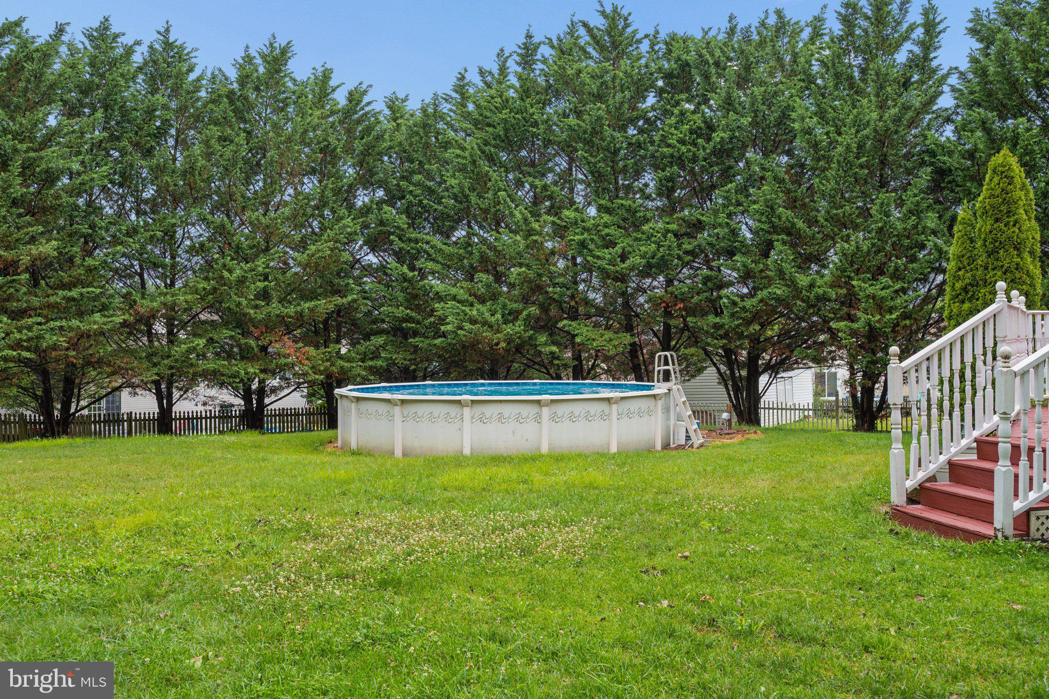 MEADOWBROOK - Residential