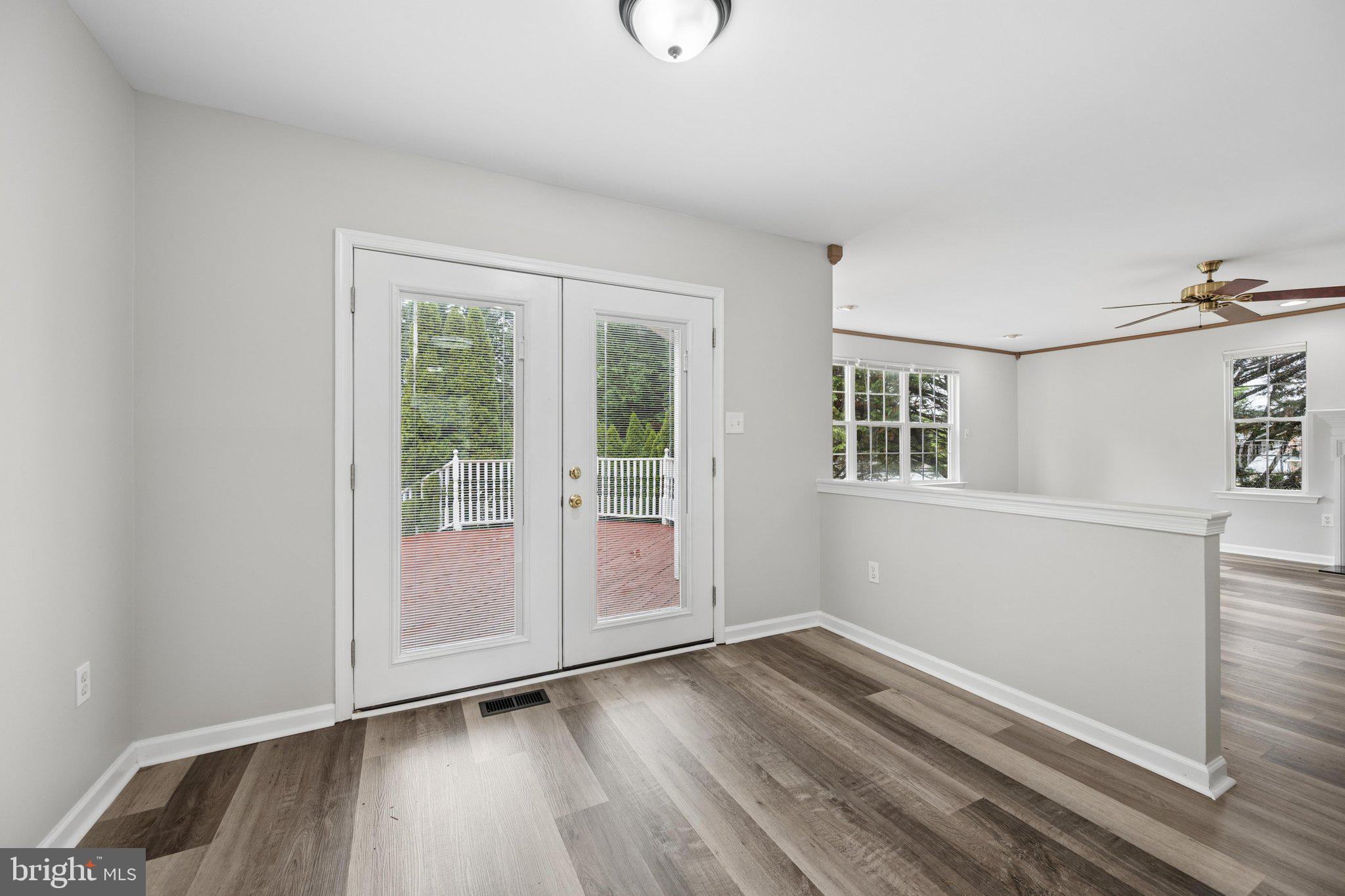 MEADOWBROOK - Residential