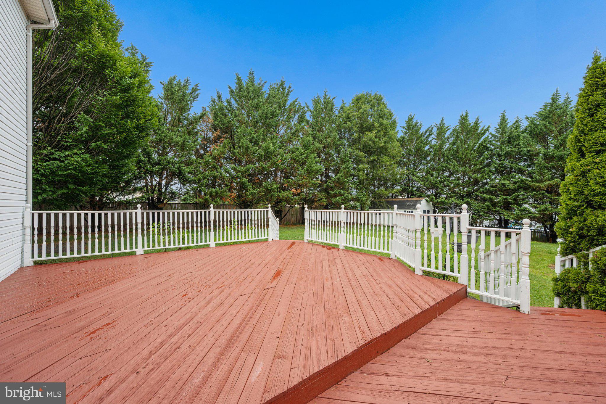 MEADOWBROOK - Residential