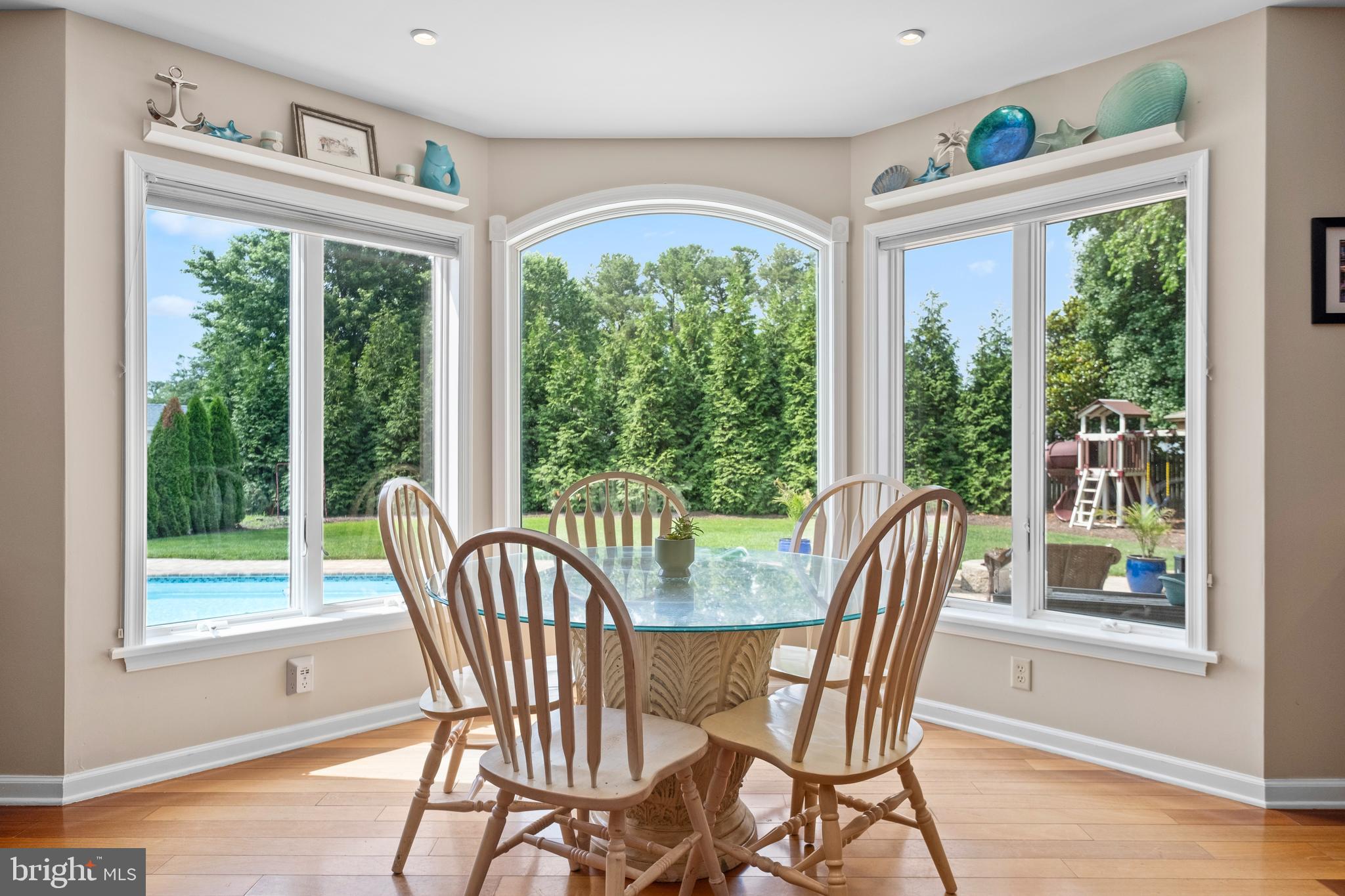 CAPTAINS HILL - Residential