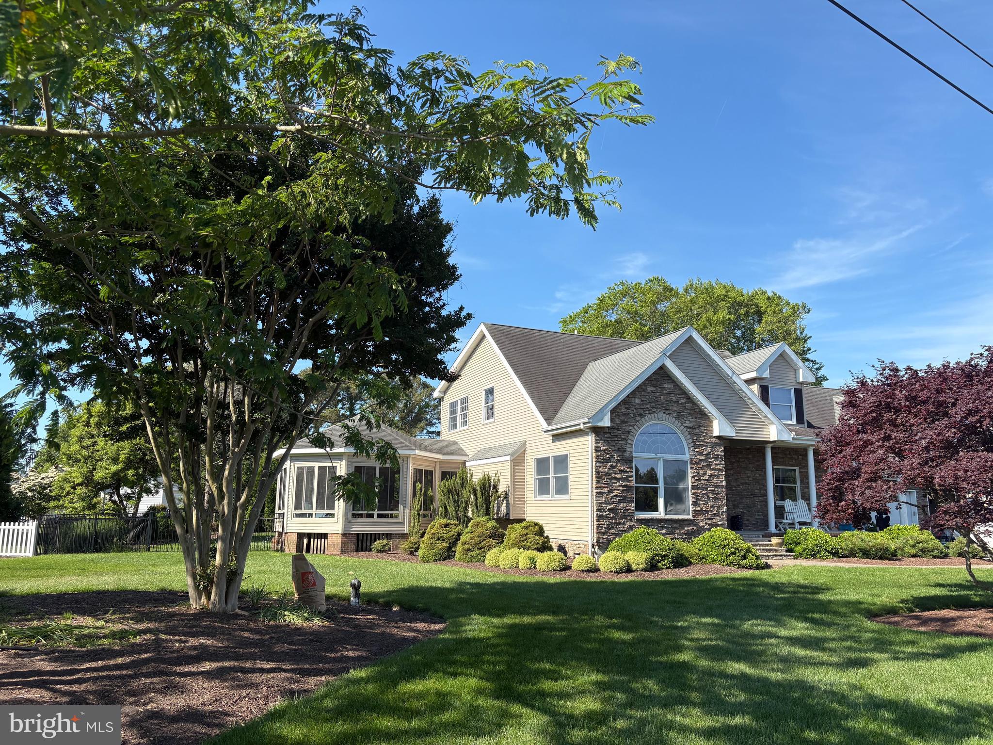 CAPTAINS HILL - Residential