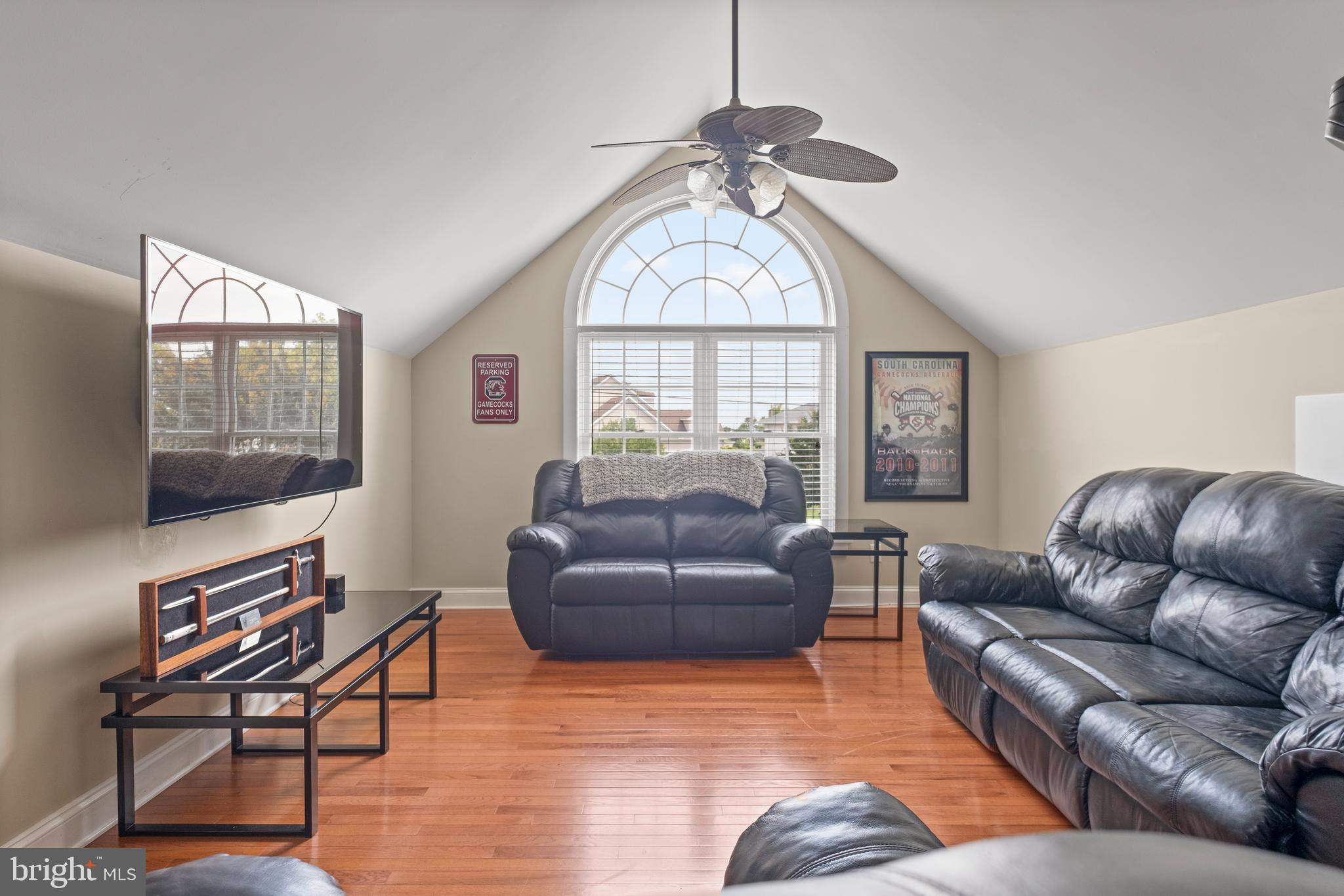 CAPTAINS HILL - Residential