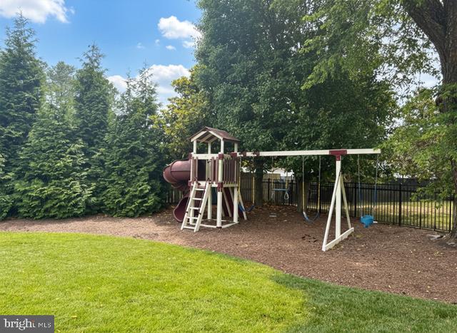 CAPTAINS HILL - Residential