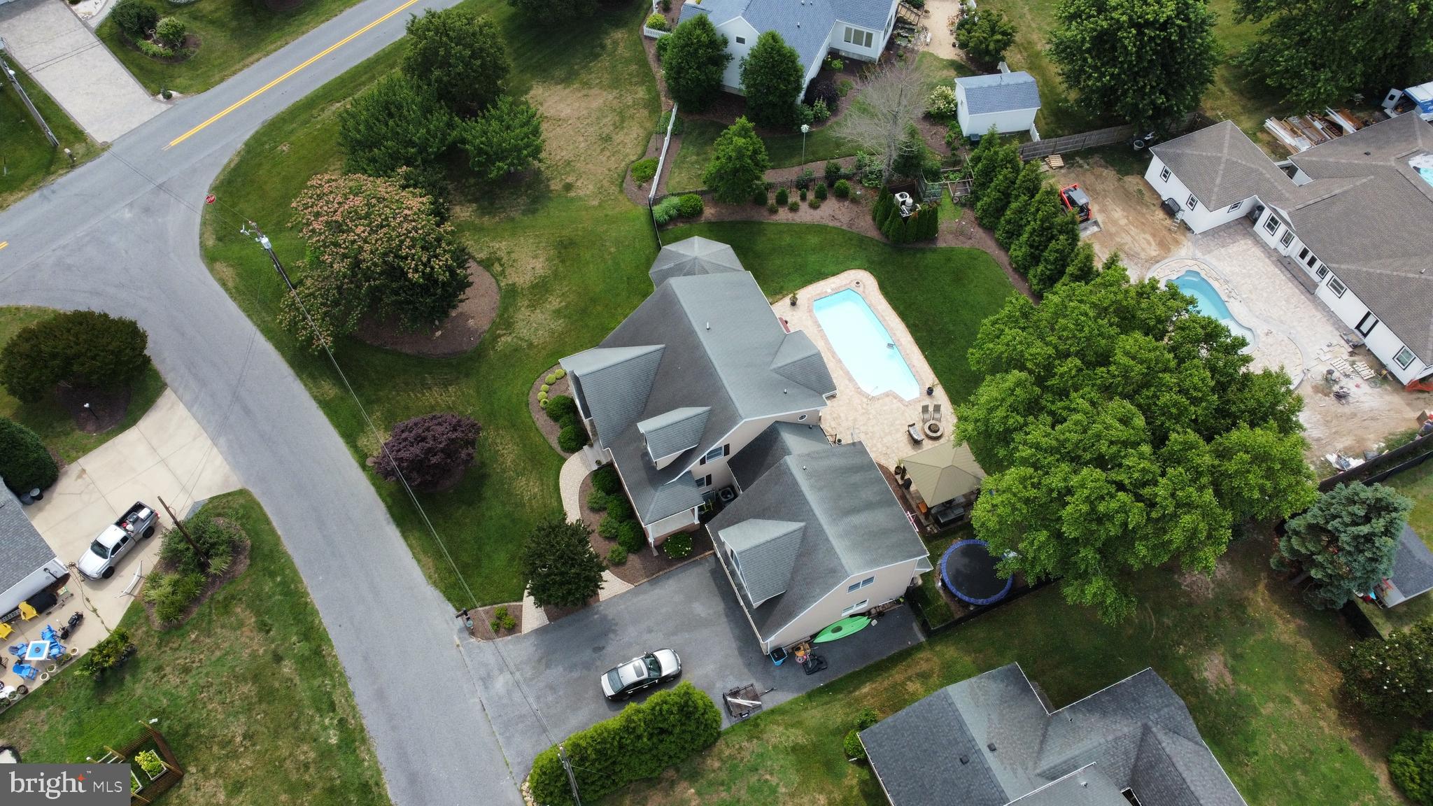 CAPTAINS HILL - Residential