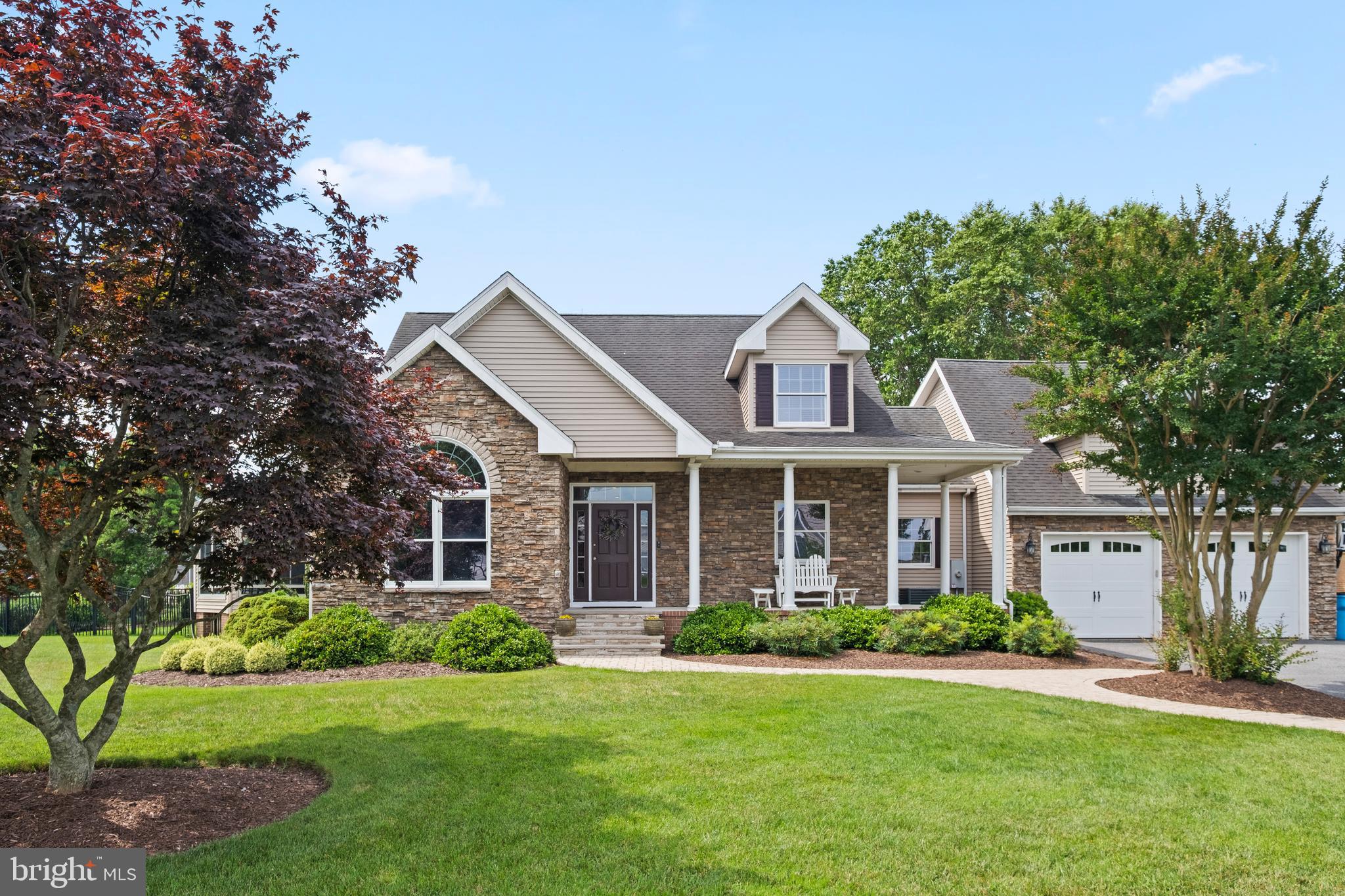 CAPTAINS HILL - Residential