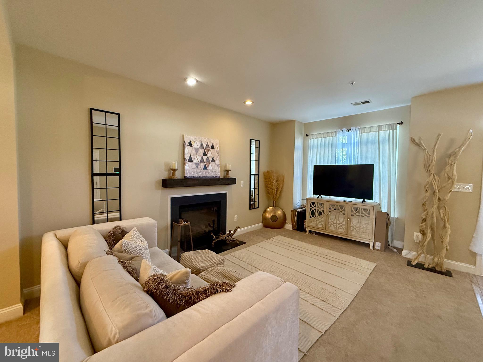PINTAIL LANDING - Residential