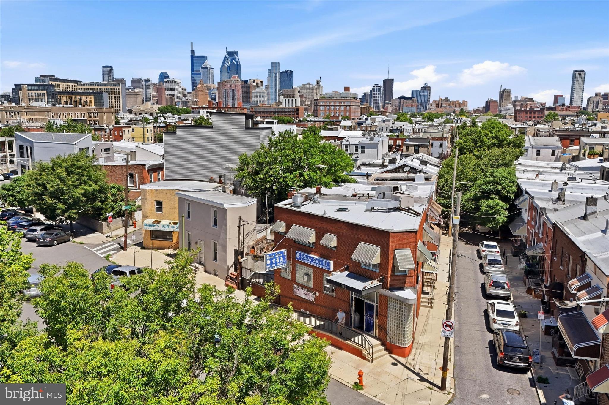 PASSYUNK SQUARE - Commercial Sale