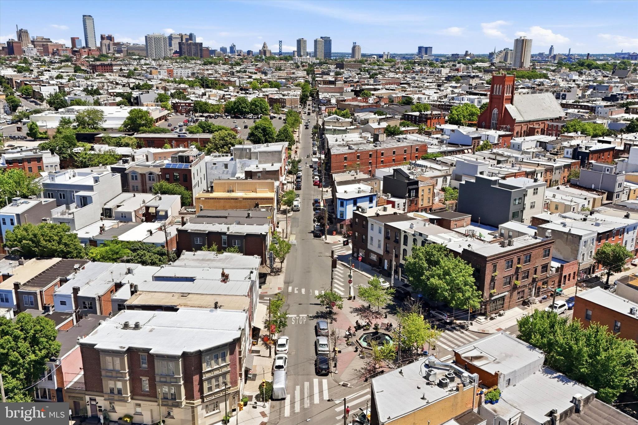 PASSYUNK SQUARE - Commercial Sale