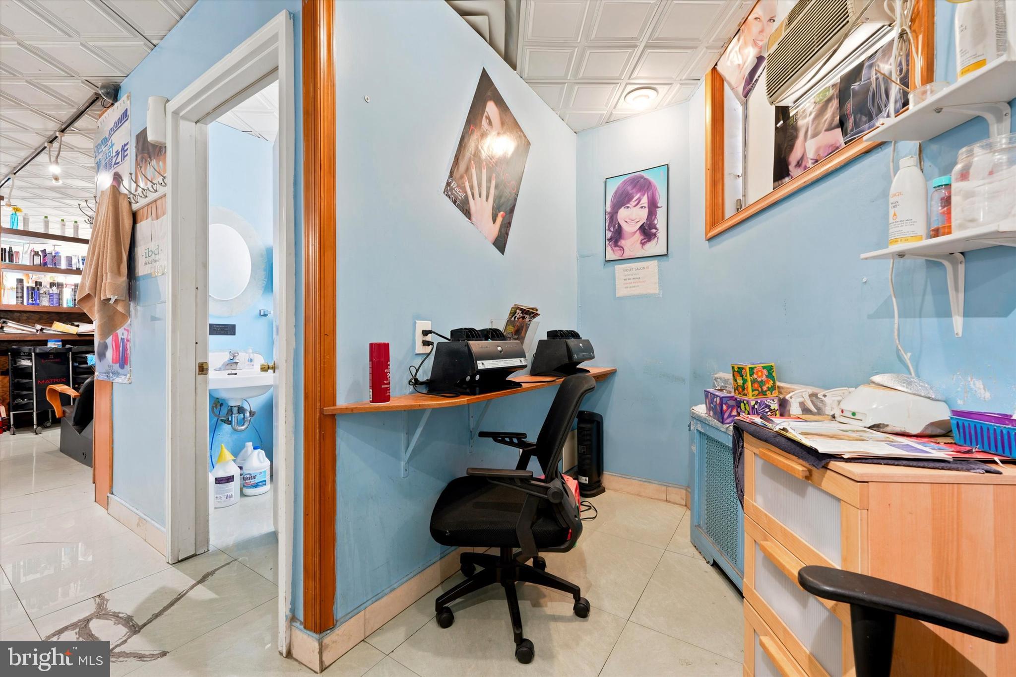 PASSYUNK SQUARE - Commercial Sale