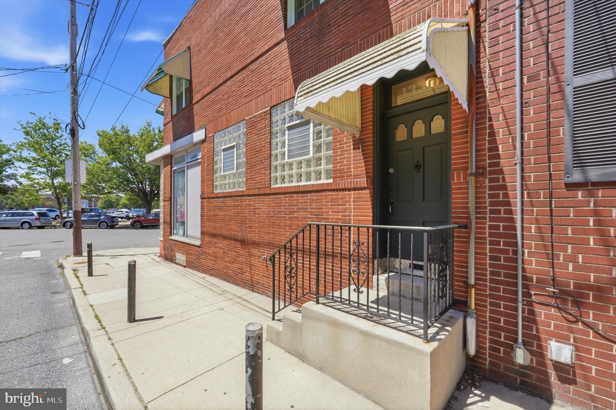 PASSYUNK SQUARE - Commercial Sale