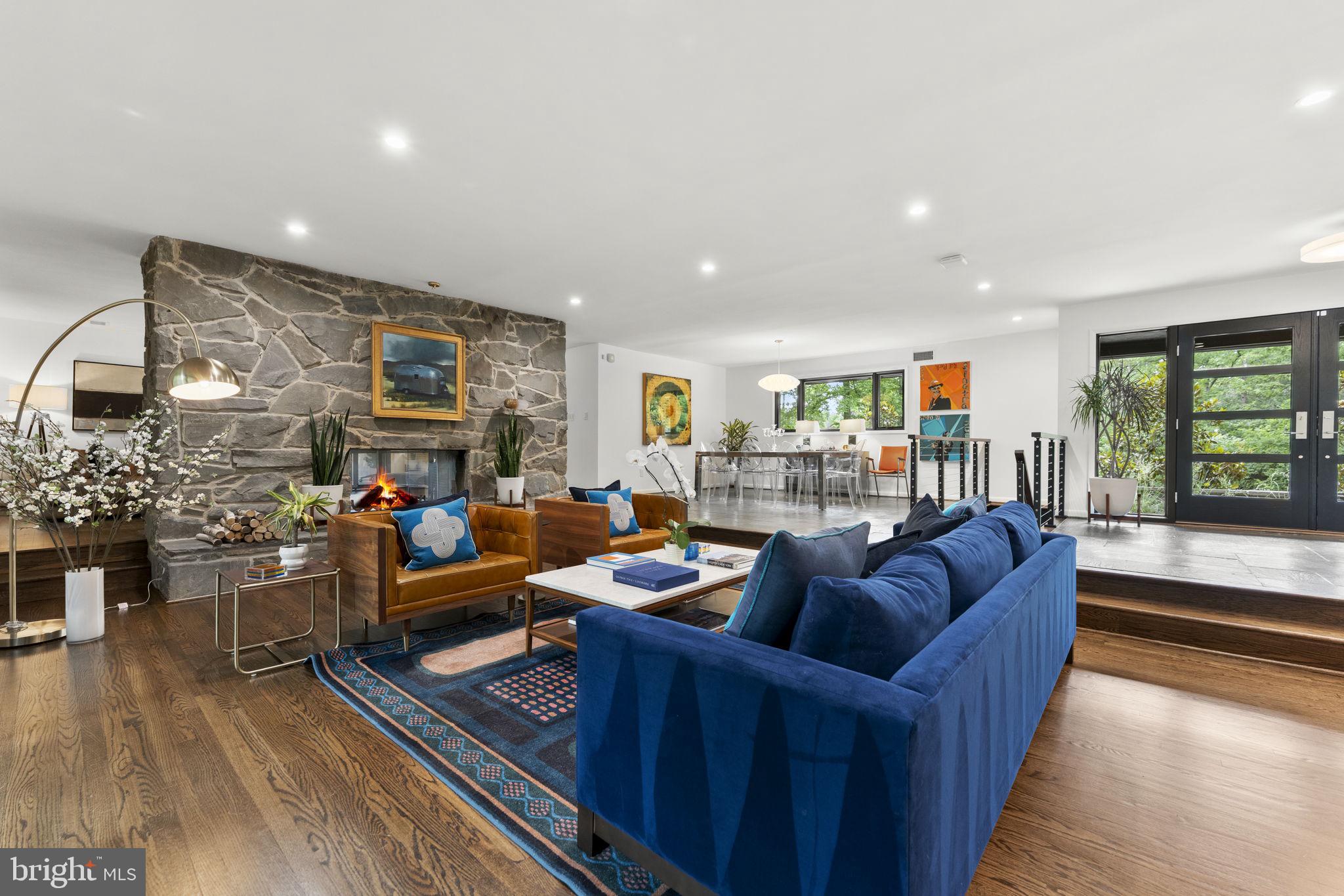 BRADLEY HILLS - Residential