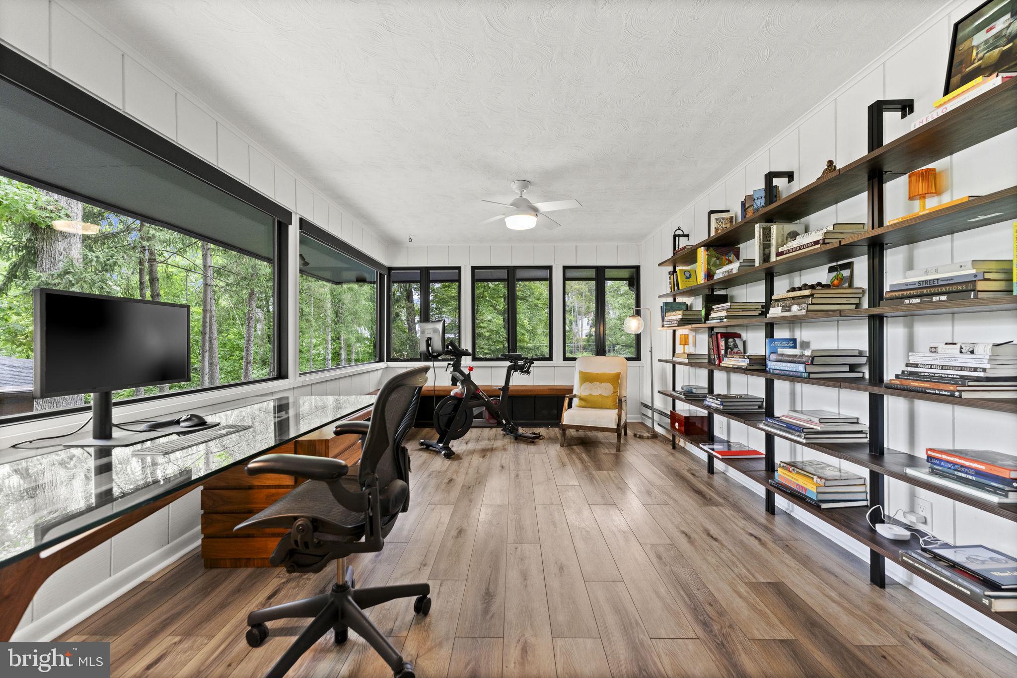 BRADLEY HILLS - Residential