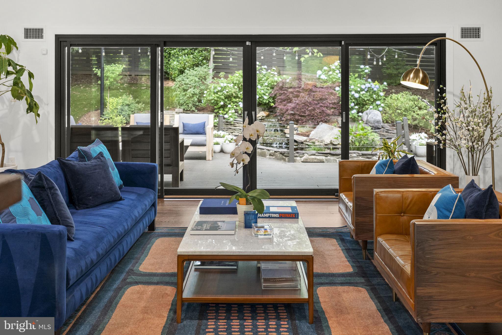 BRADLEY HILLS - Residential