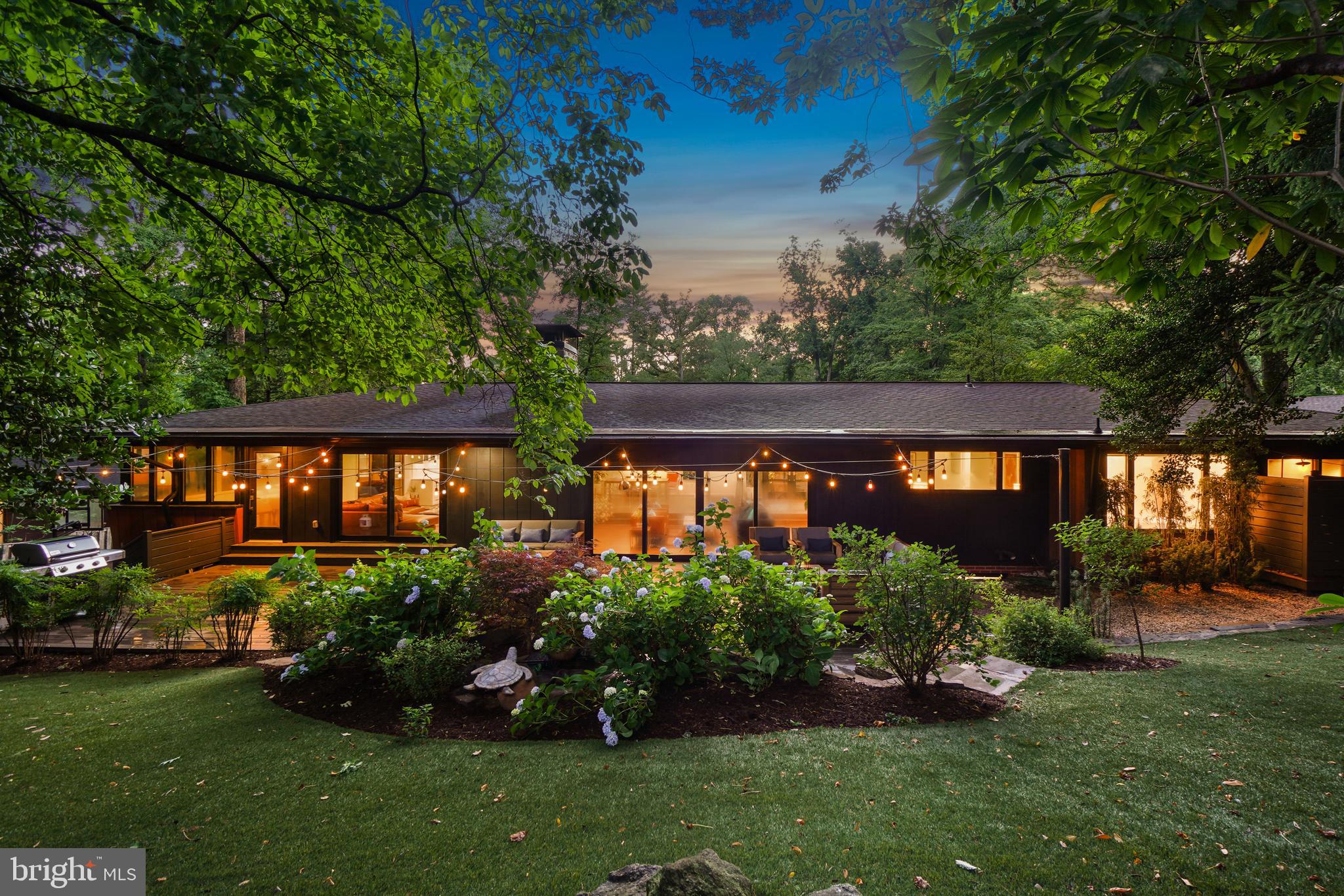 BRADLEY HILLS - Residential