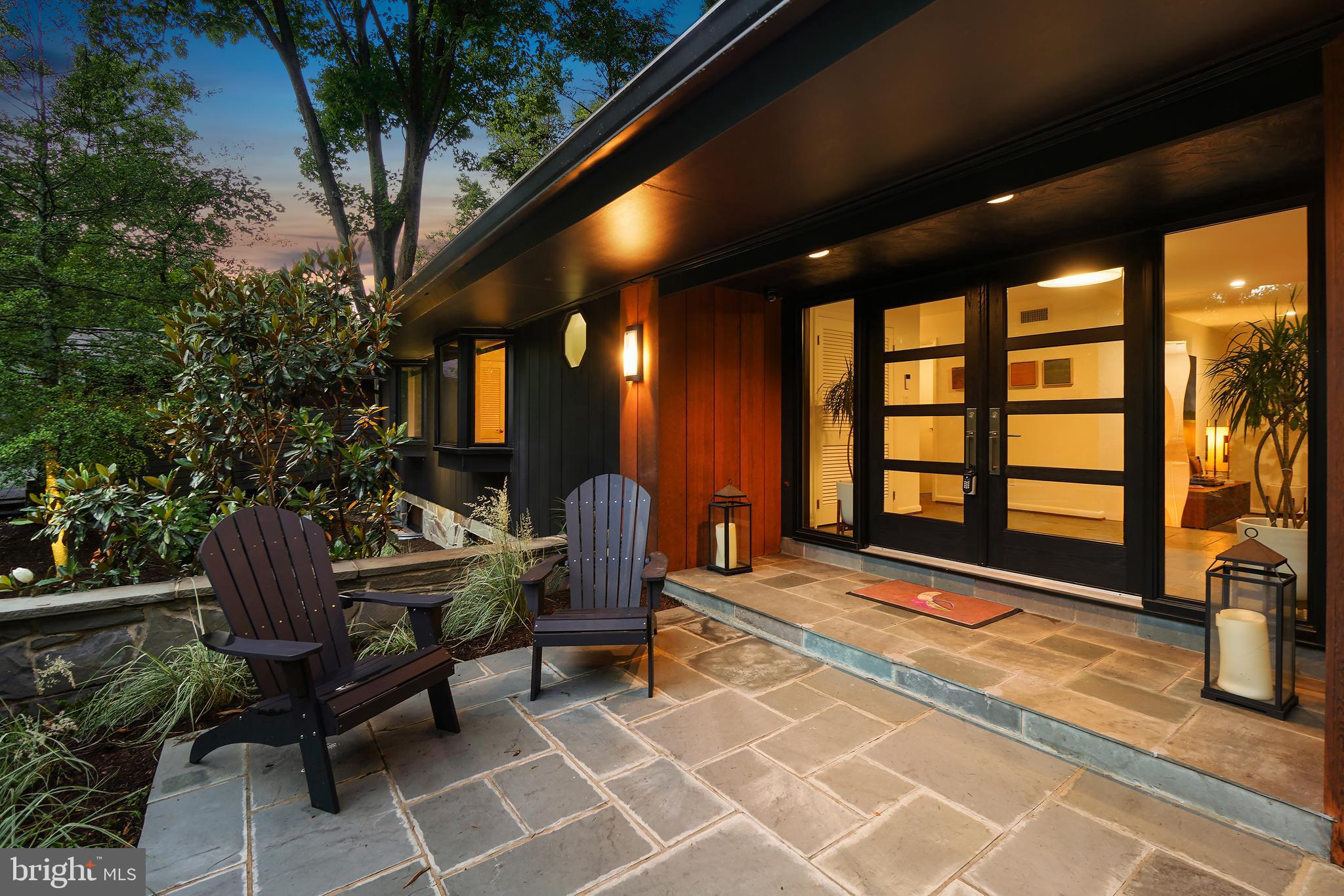 BRADLEY HILLS - Residential