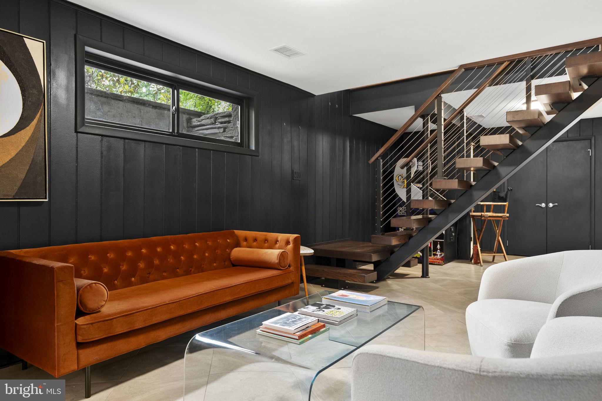 BRADLEY HILLS - Residential