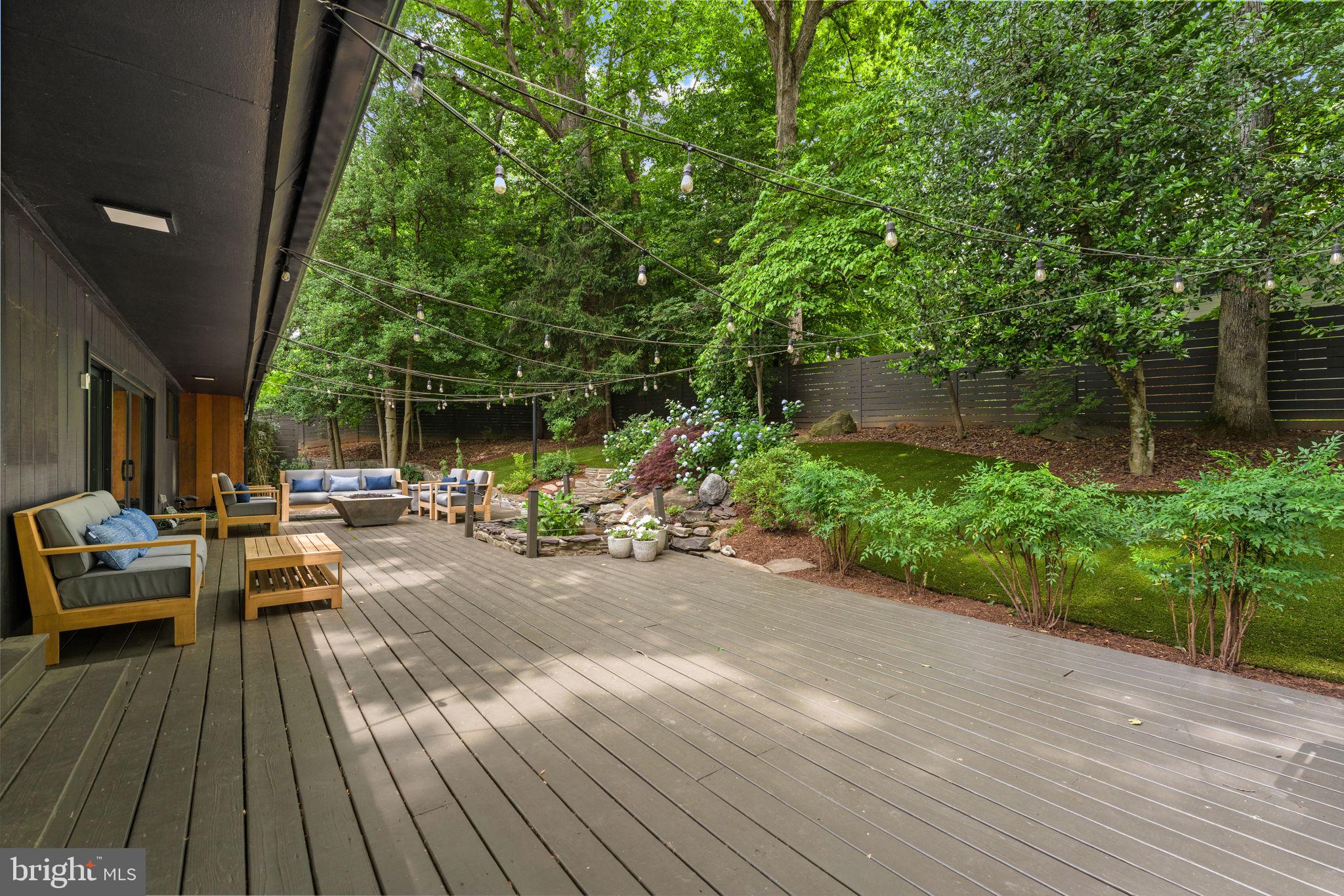 BRADLEY HILLS - Residential