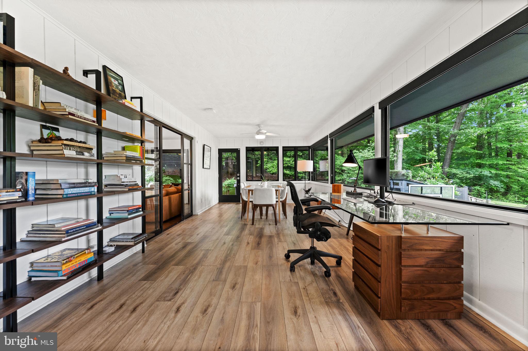 BRADLEY HILLS - Residential
